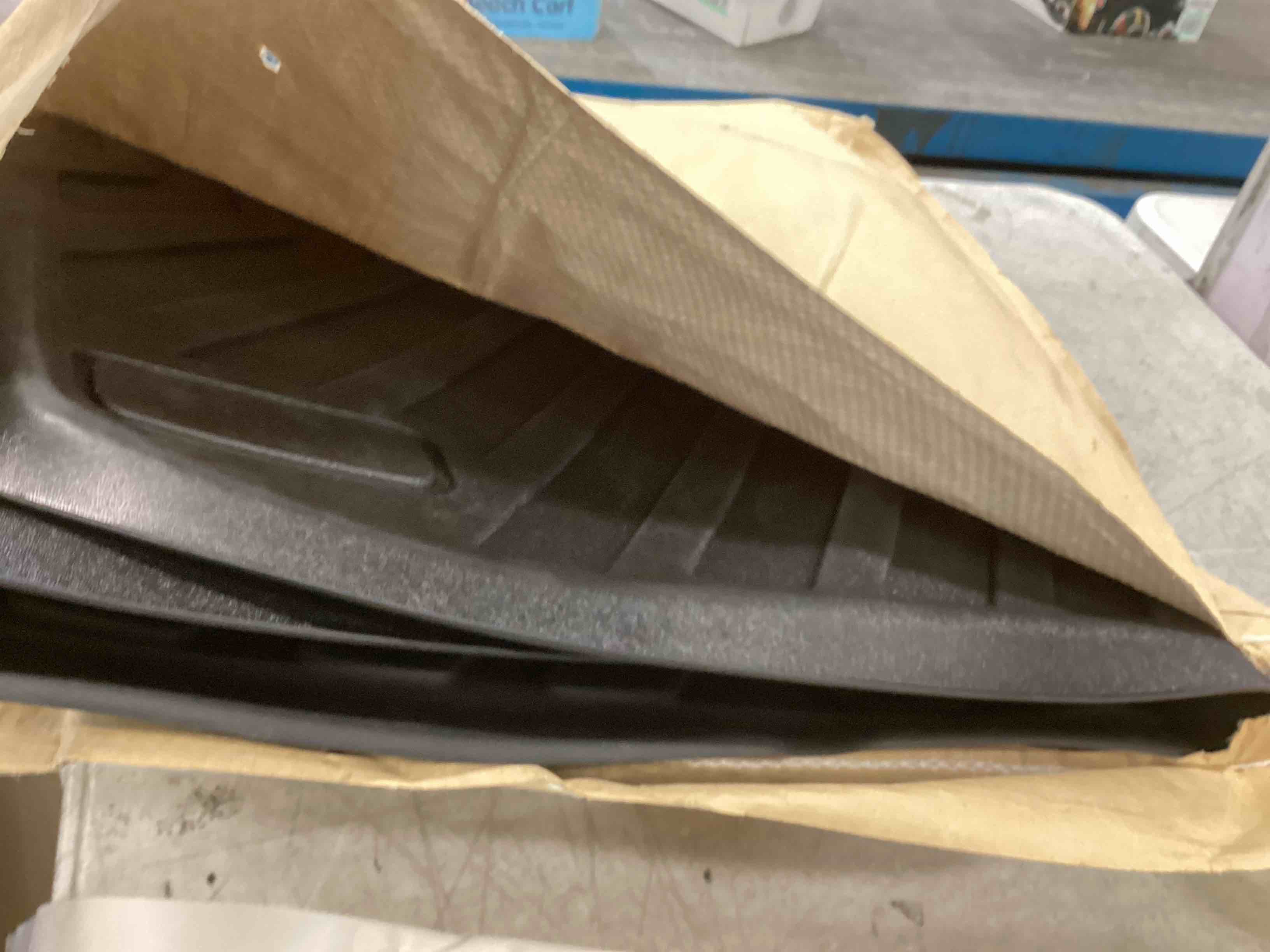 T TGBROS Custom Fit for Car Cargo Mat 2018-2022 Chevrolet Traverse Behind The 3rd Row All Weather Cargo Liner Rear Trunk Liner Non-Slip TPO Odourless