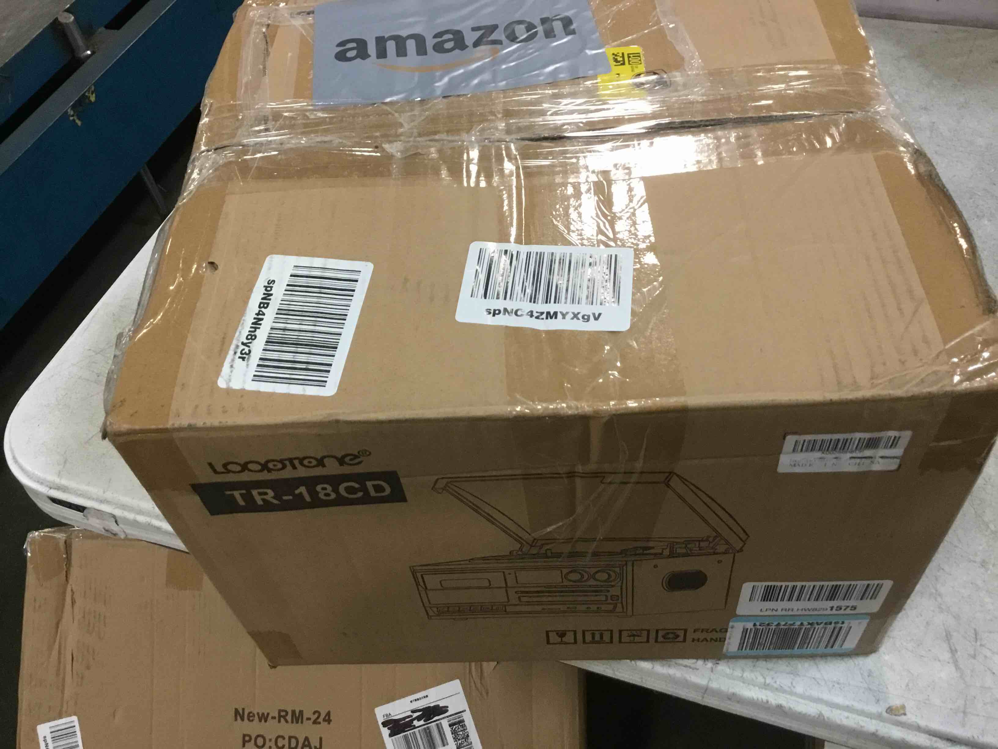 https://s3.amazonaws.com/lotting-images-prod/bidfta/ORG6403702_1716572950033.jpeg
