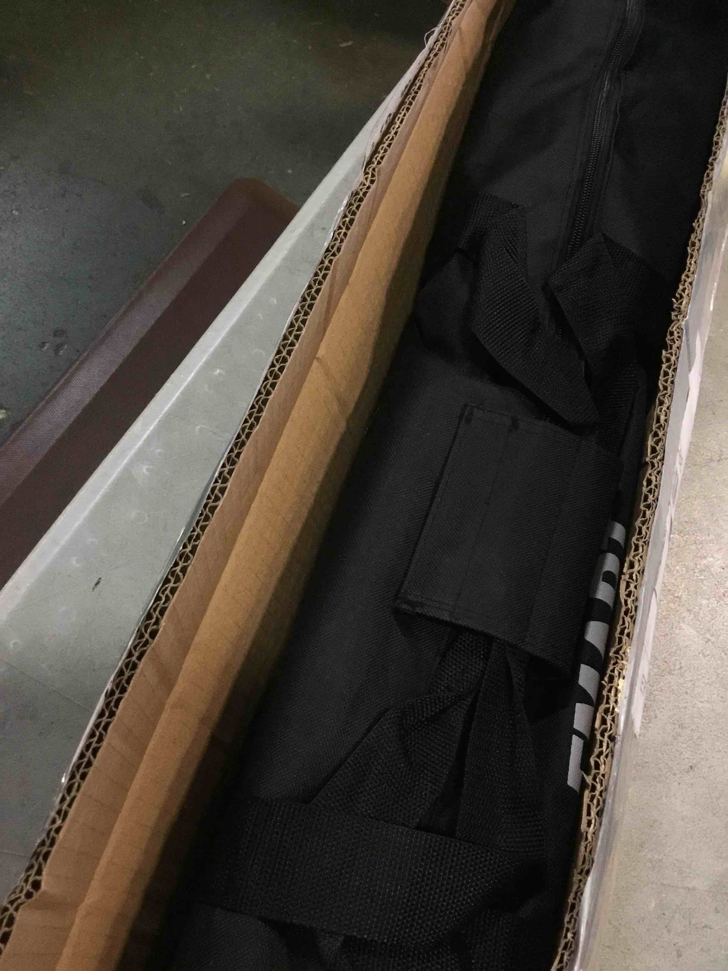 https://s3.amazonaws.com/lotting-images-prod/bidfta/ORG6403913_1716898299351.jpeg