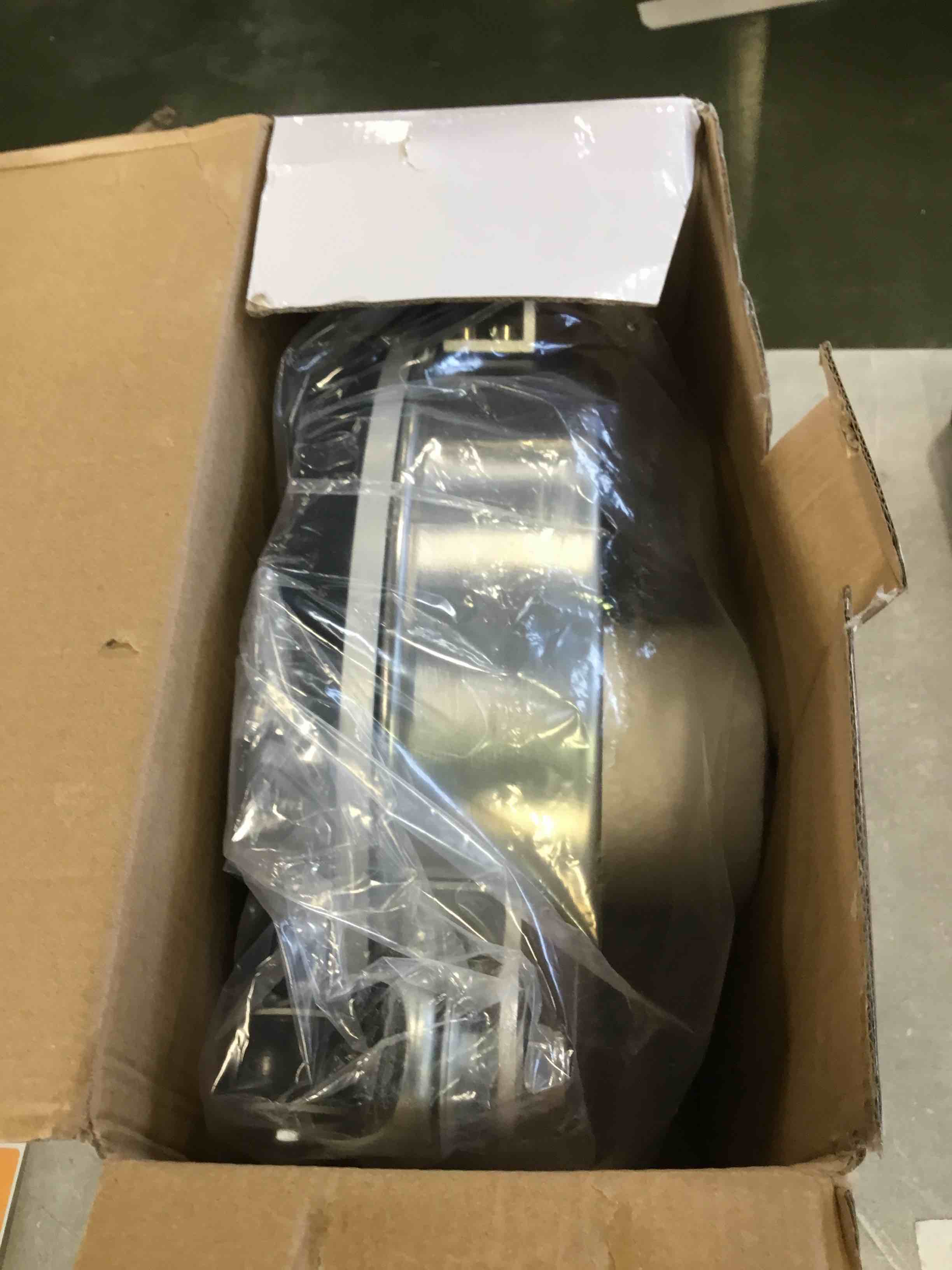 https://s3.amazonaws.com/lotting-images-prod/bidfta/ORG6404874_1718979941990.jpeg