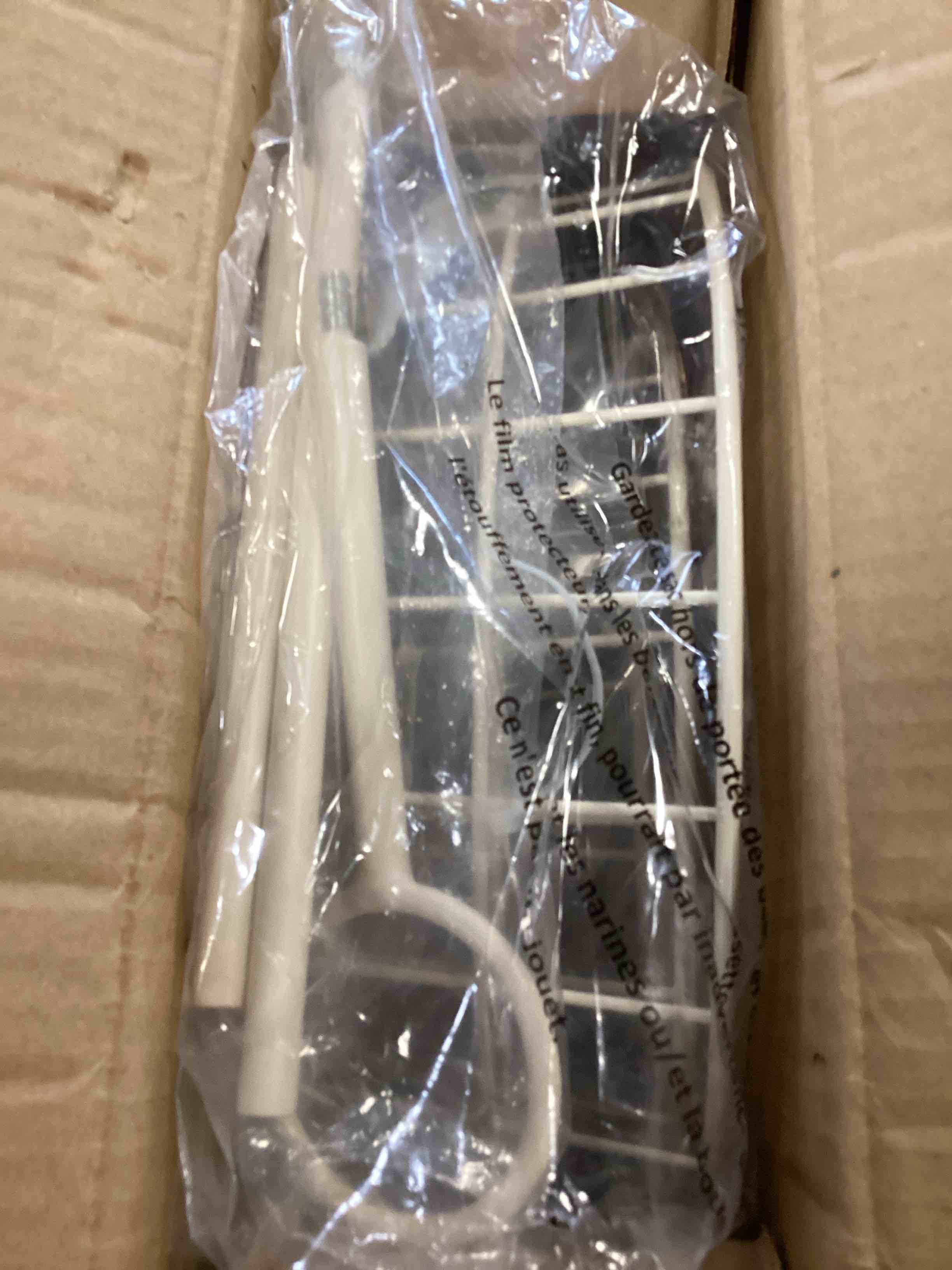https://s3.amazonaws.com/lotting-images-prod/bidfta/ORG6406311_1718999363209.jpeg