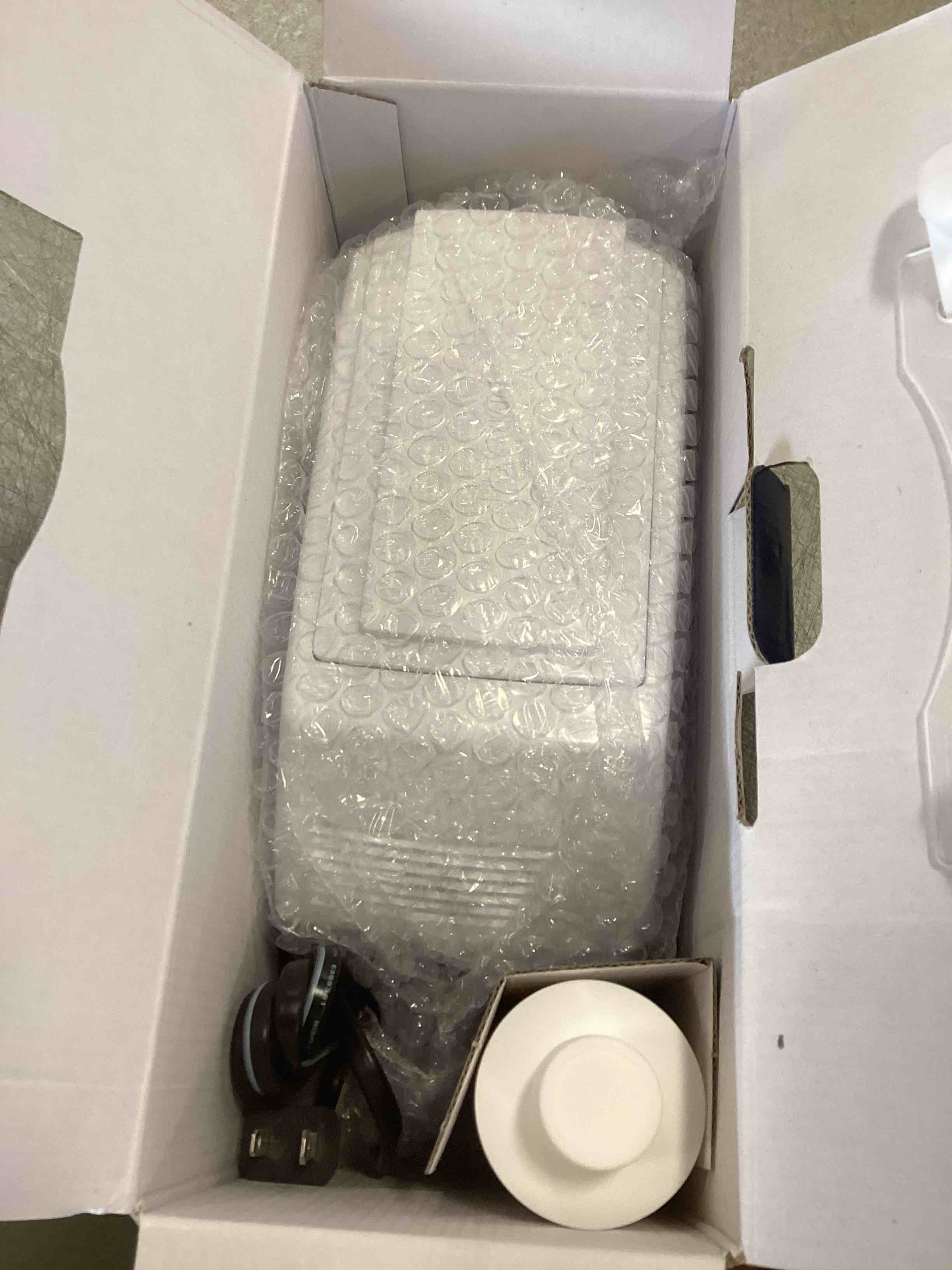 https://s3.amazonaws.com/lotting-images-prod/bidfta/ORG6406577_1719230852408.jpeg