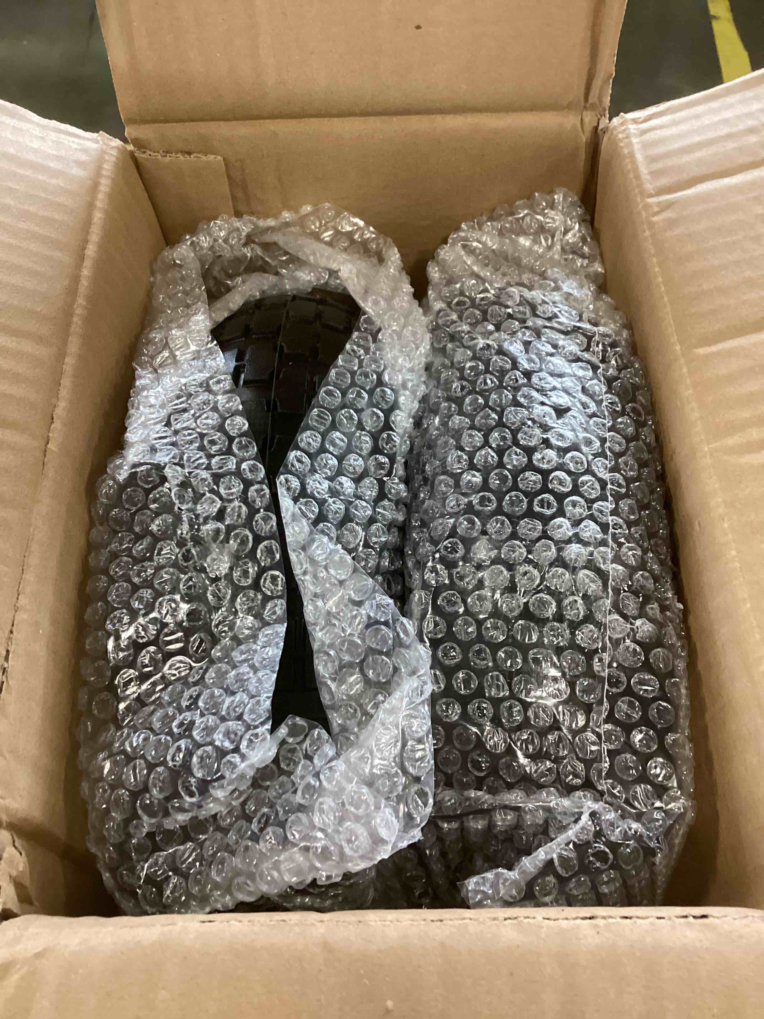 https://s3.amazonaws.com/lotting-images-prod/bidfta/ORG6408069_1719409646912.jpeg
