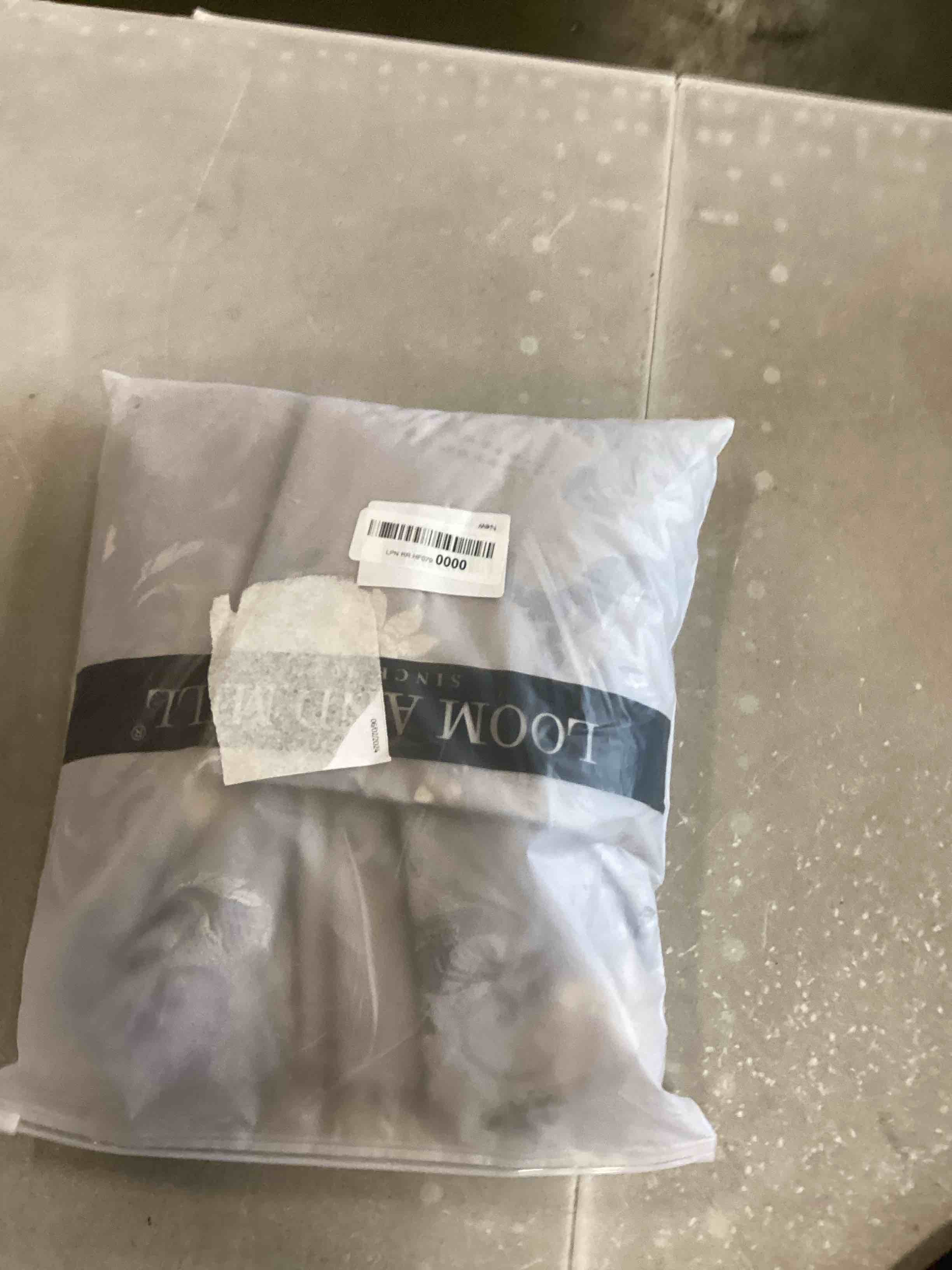 https://s3.amazonaws.com/lotting-images-prod/bidfta/ORG6409465_1718999891131.jpeg