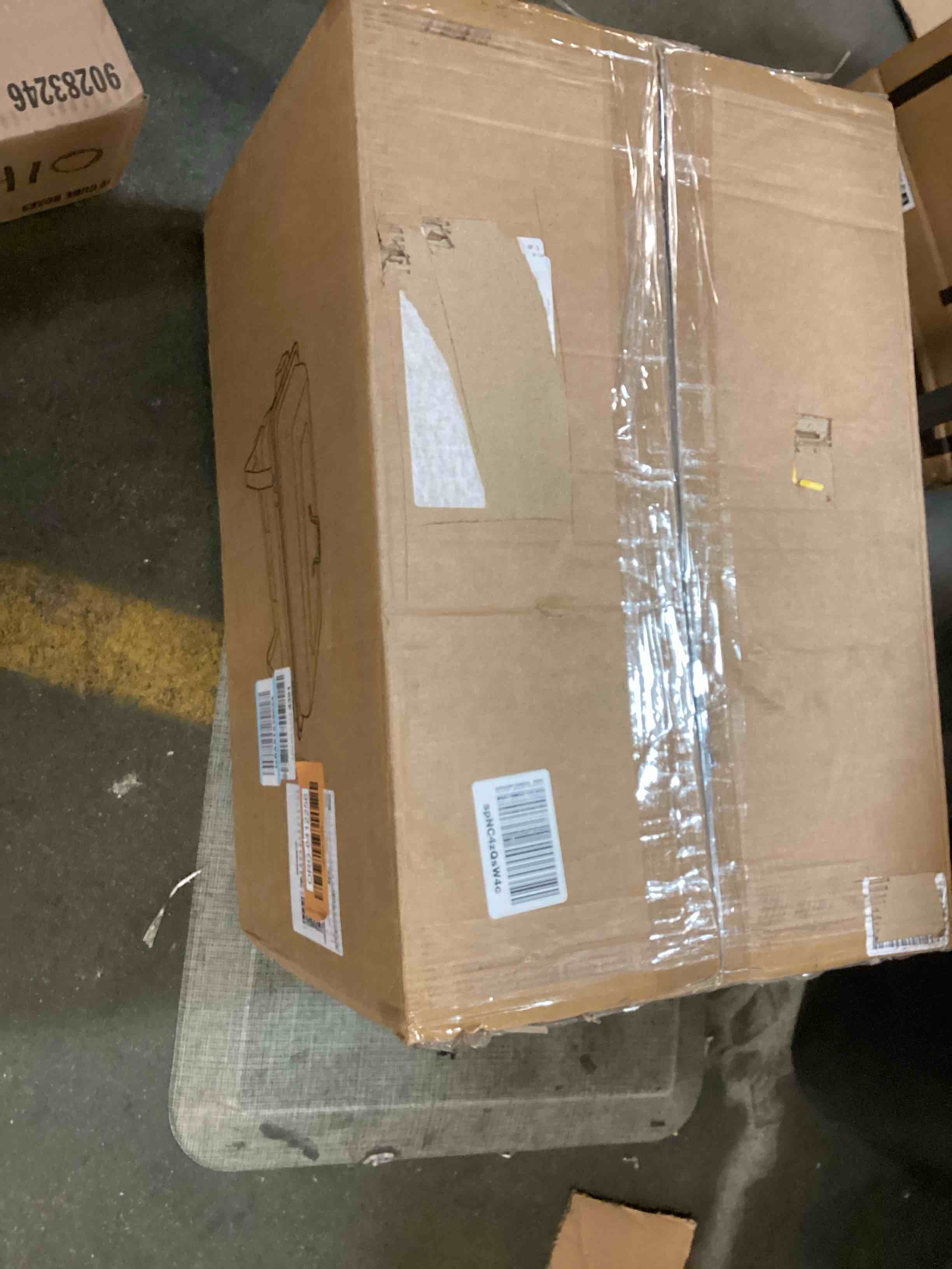 https://s3.amazonaws.com/lotting-images-prod/bidfta/ORG6412256_1719073340447.jpeg