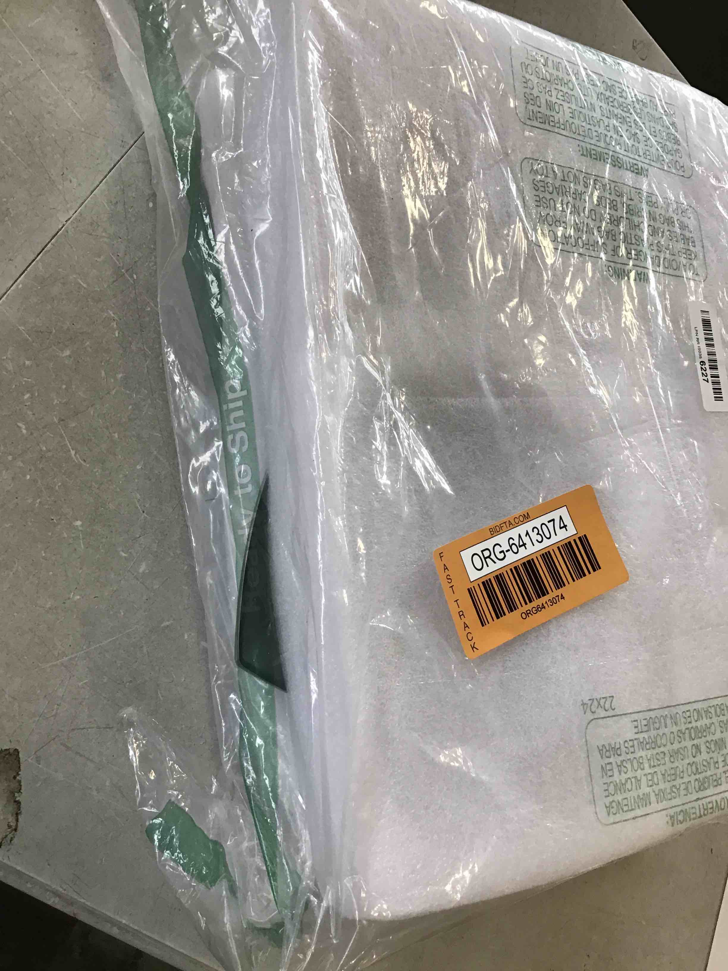 https://s3.amazonaws.com/lotting-images-prod/bidfta/ORG6413074_1718895785366.jpeg