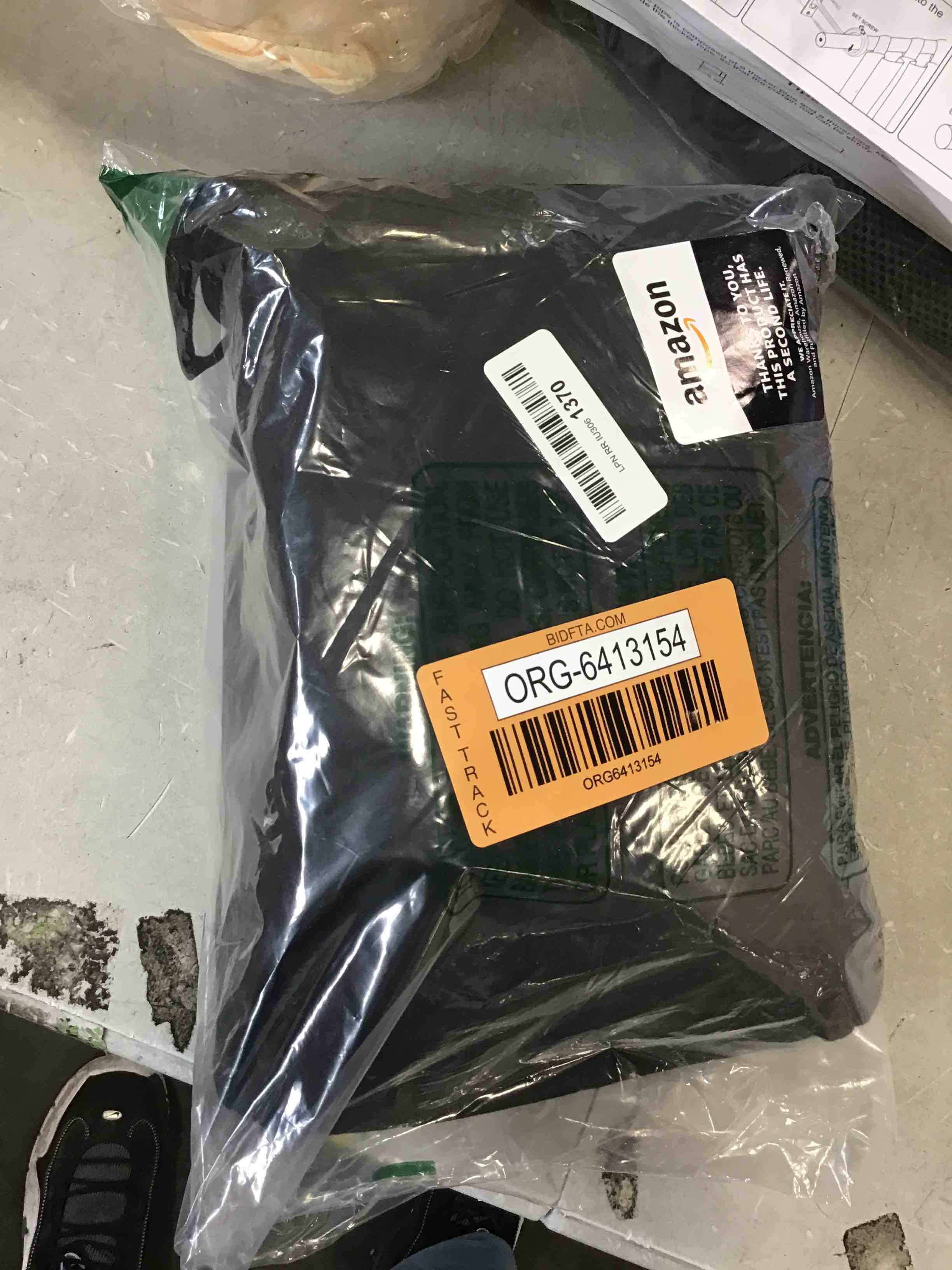 https://s3.amazonaws.com/lotting-images-prod/bidfta/ORG6413154_1718902973700.jpeg