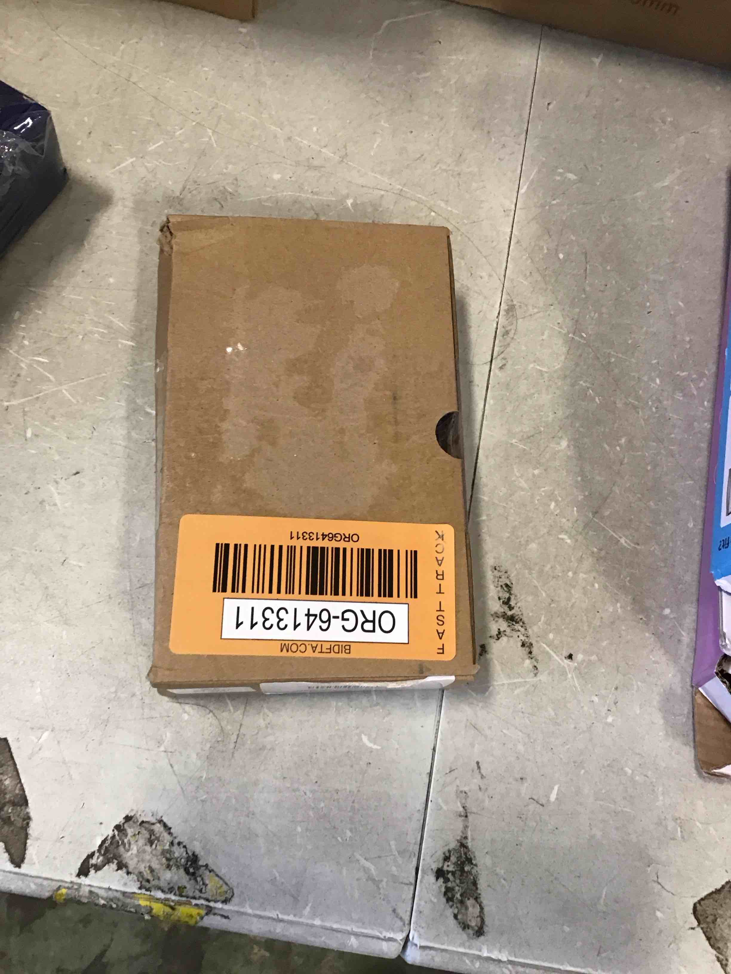 https://s3.amazonaws.com/lotting-images-prod/bidfta/ORG6413311_1718972922447.jpeg
