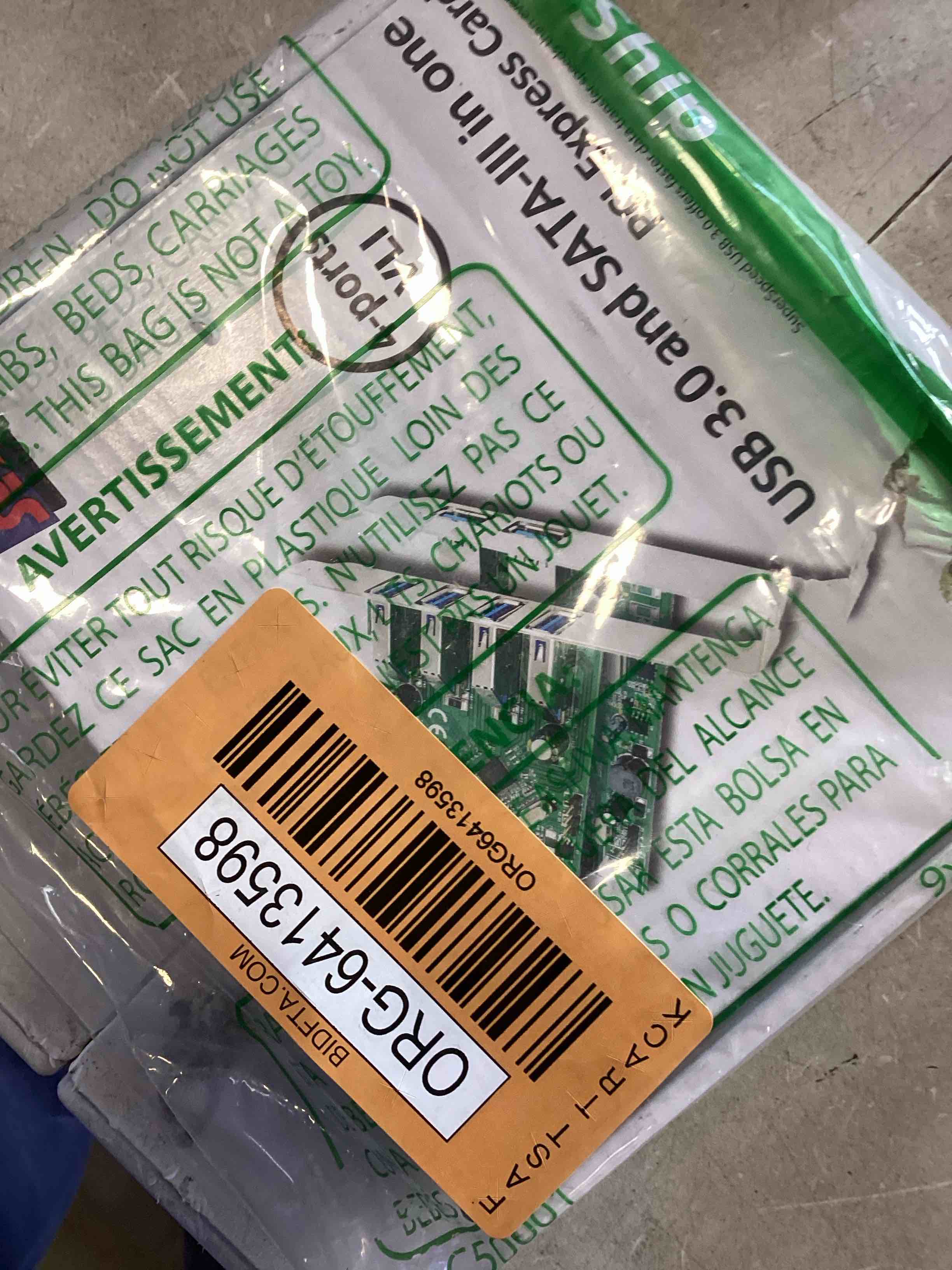 Syba 4 Port USB 3.0 and 2 Port SATA III PCIe 2.0 X 1 Card VLI/ASMedia Chipset Components Other SD-PEX50064 6-port SD-PEX50064