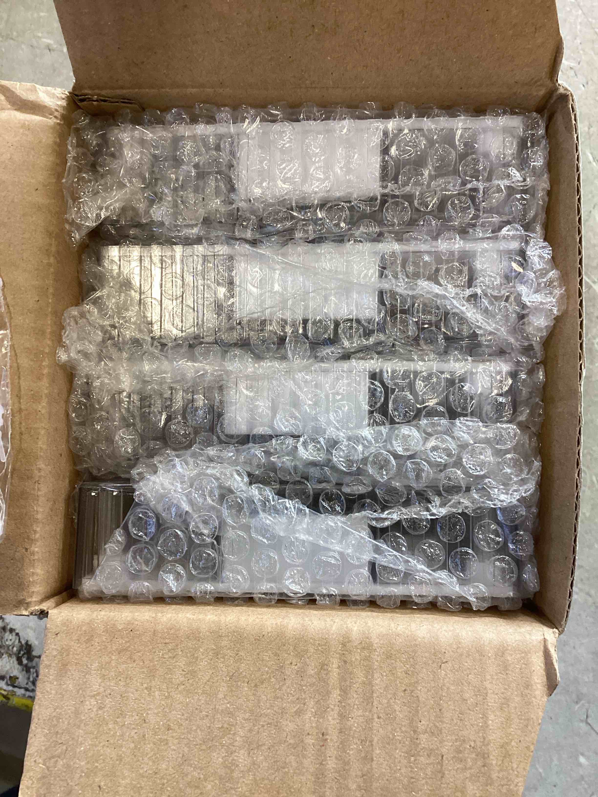 https://s3.amazonaws.com/lotting-images-prod/bidfta/ORG6413606_1719231338606.jpeg