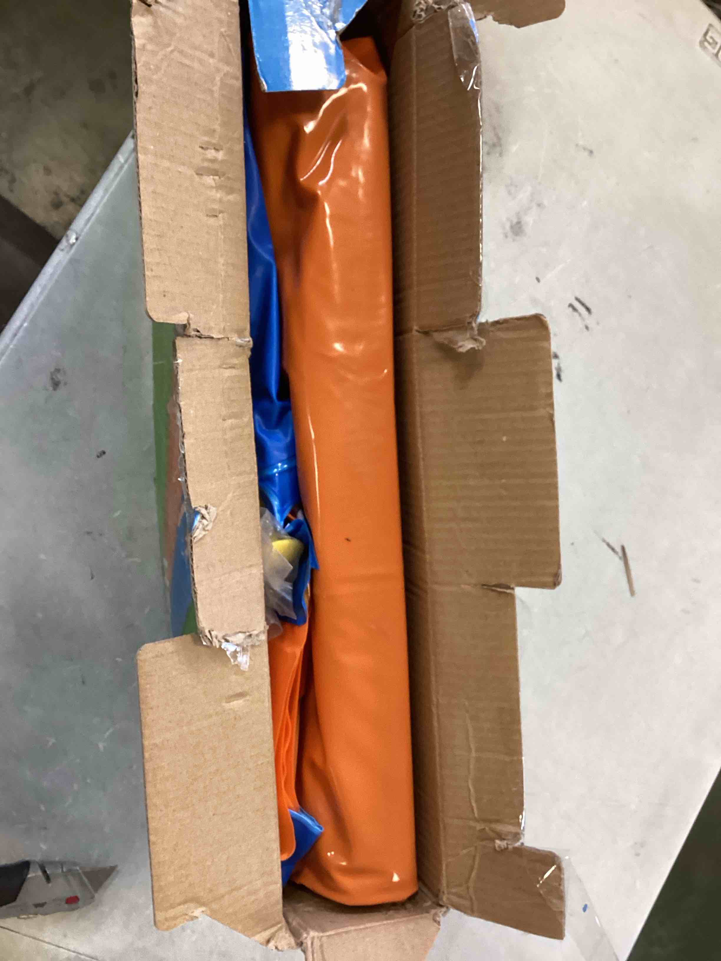 https://s3.amazonaws.com/lotting-images-prod/bidfta/ORG6413754_1719254364208.jpeg