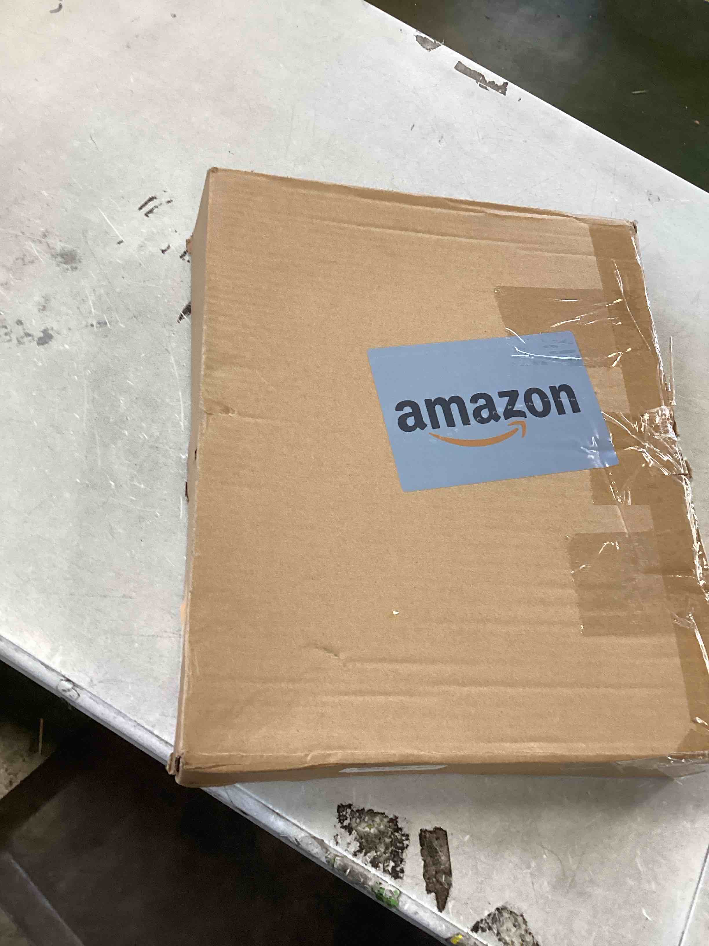 https://s3.amazonaws.com/lotting-images-prod/bidfta/ORG6413789_1719257899713.jpeg