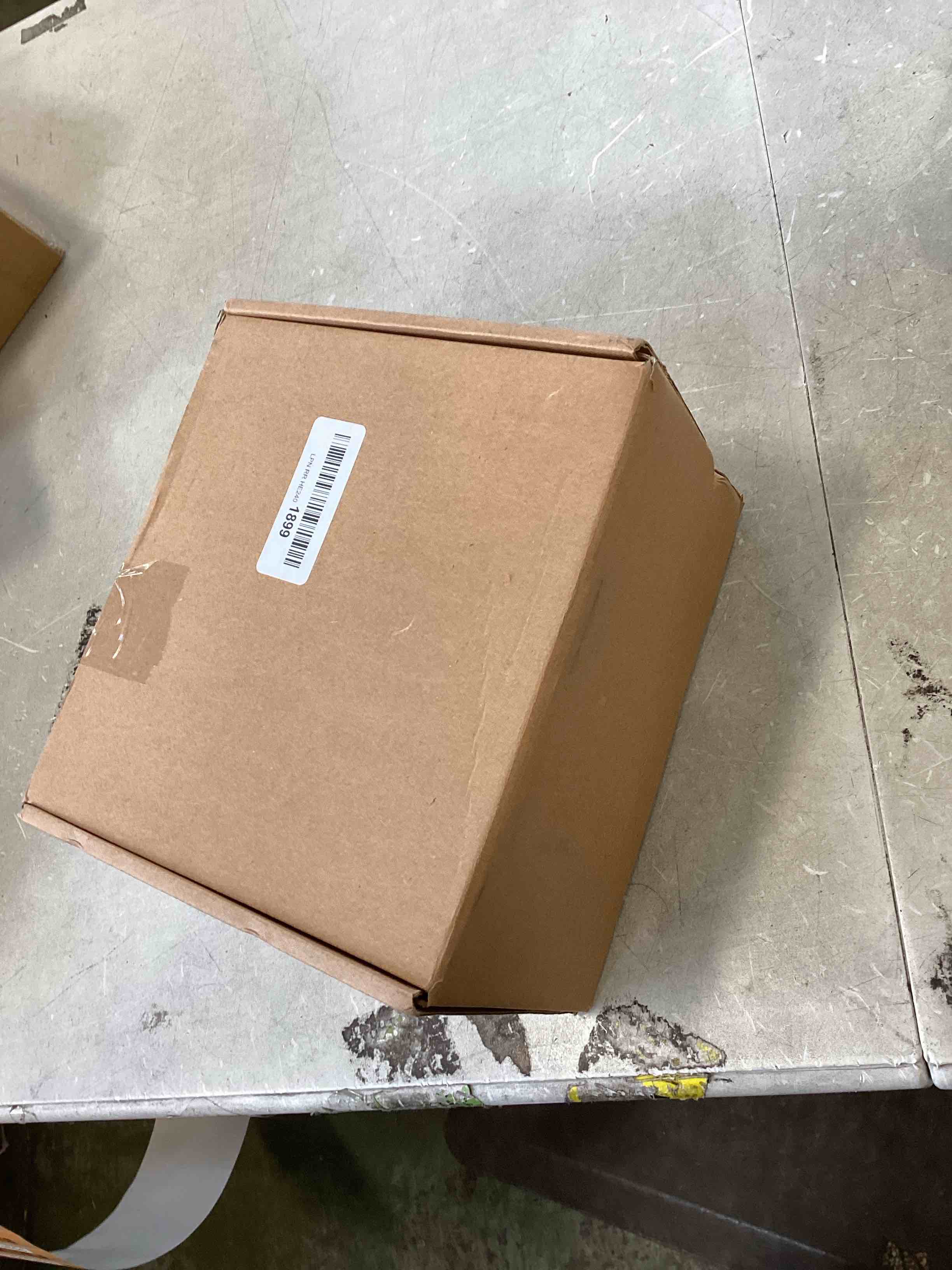 https://s3.amazonaws.com/lotting-images-prod/bidfta/ORG6413851_1719259706404.jpeg
