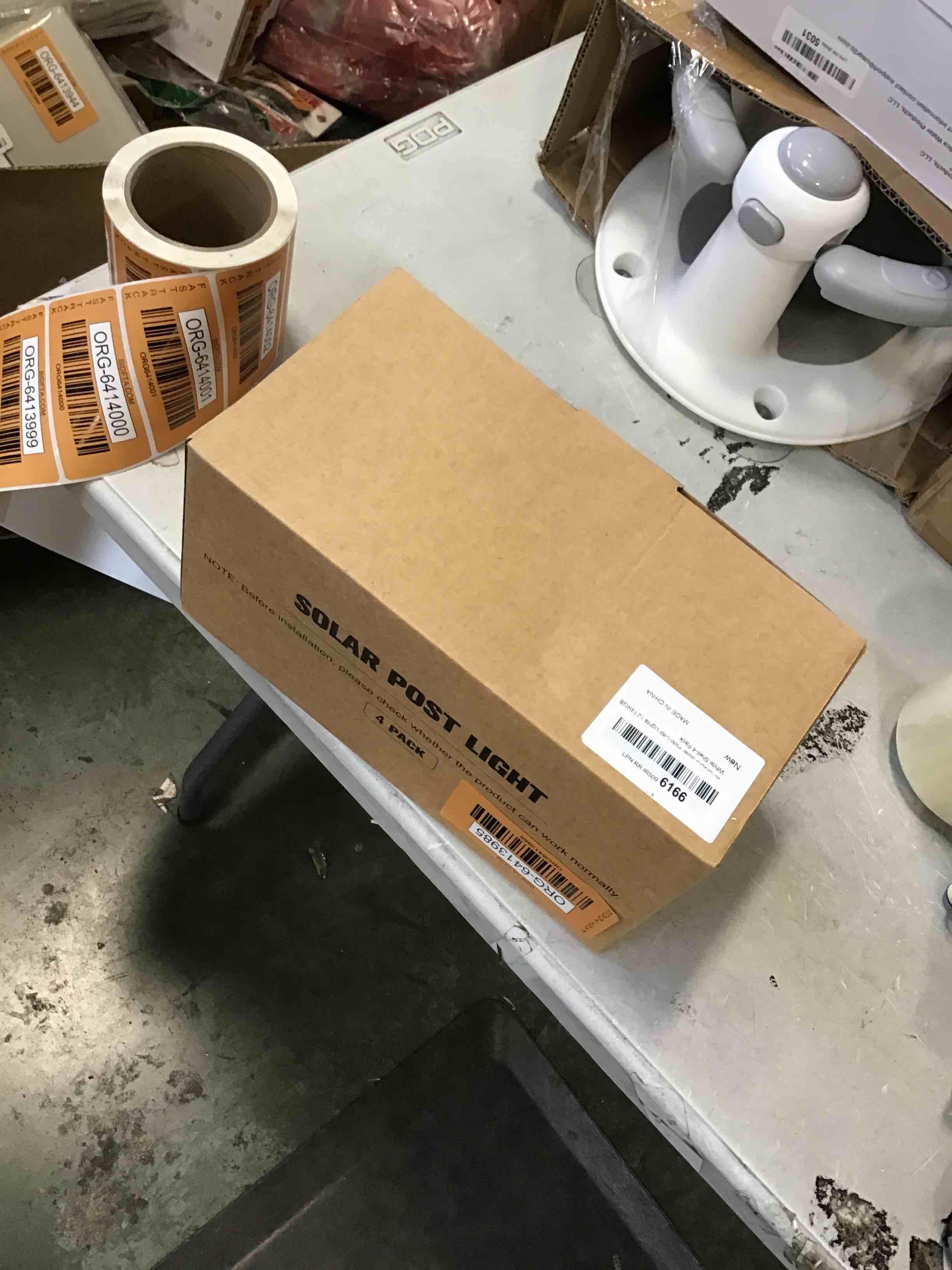 APONUO Solar Post Cap Lights Color Changing,4x4 Post Solar Lights 8 Fixable Colors Deck Post Lights Solar Powered Outdoor for Fence Deck Post Caps 4x4 6x6 Wood&4X4 Vinyl,White,4 Pack