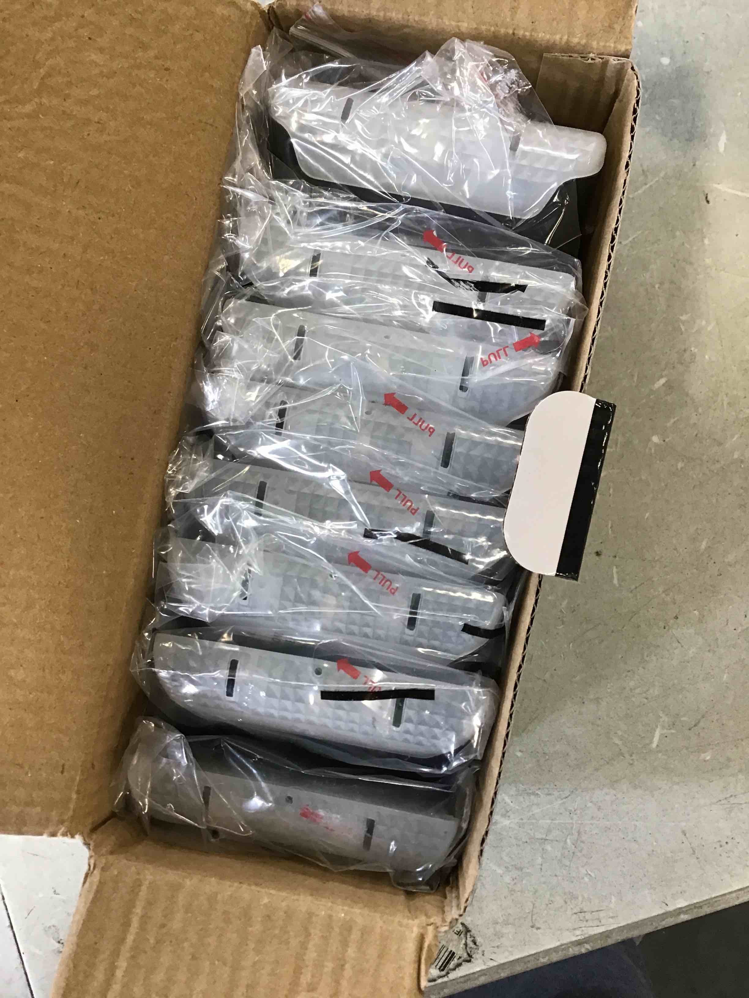 https://s3.amazonaws.com/lotting-images-prod/bidfta/ORG6414176_1719345520092.jpeg
