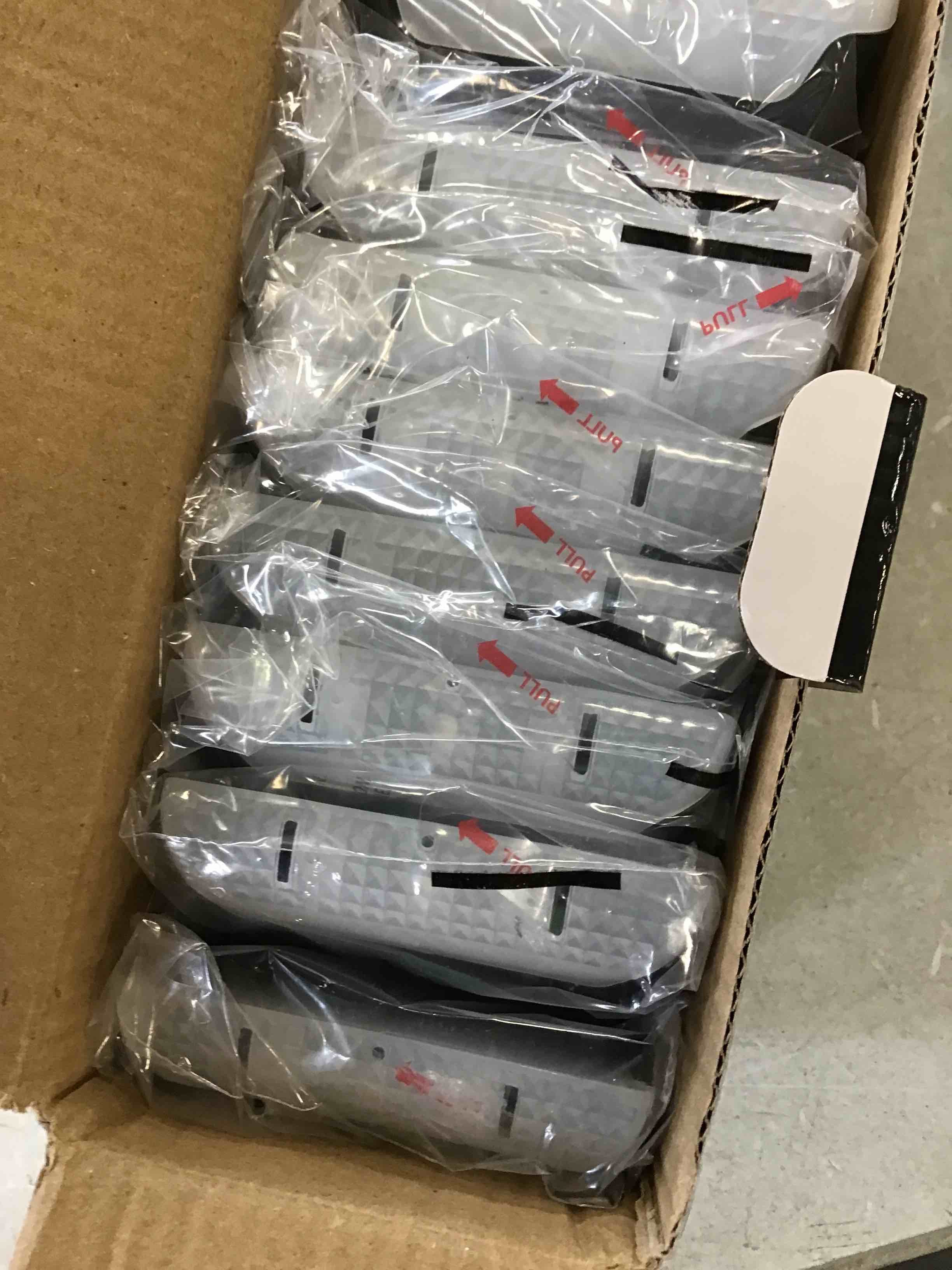 https://s3.amazonaws.com/lotting-images-prod/bidfta/ORG6414176_1719345521991.jpeg