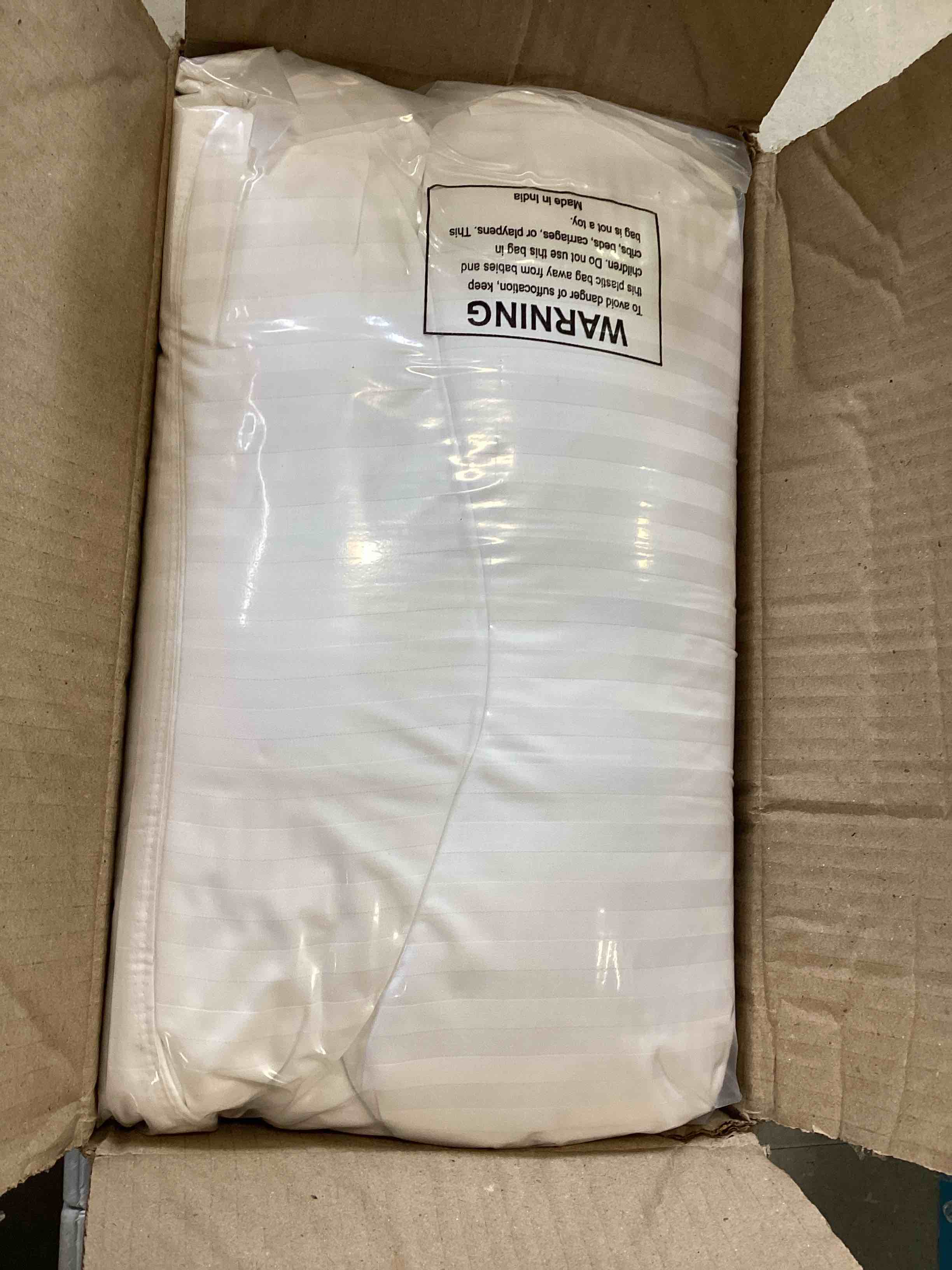 https://s3.amazonaws.com/lotting-images-prod/bidfta/ORG6414206_1719409352320.jpeg