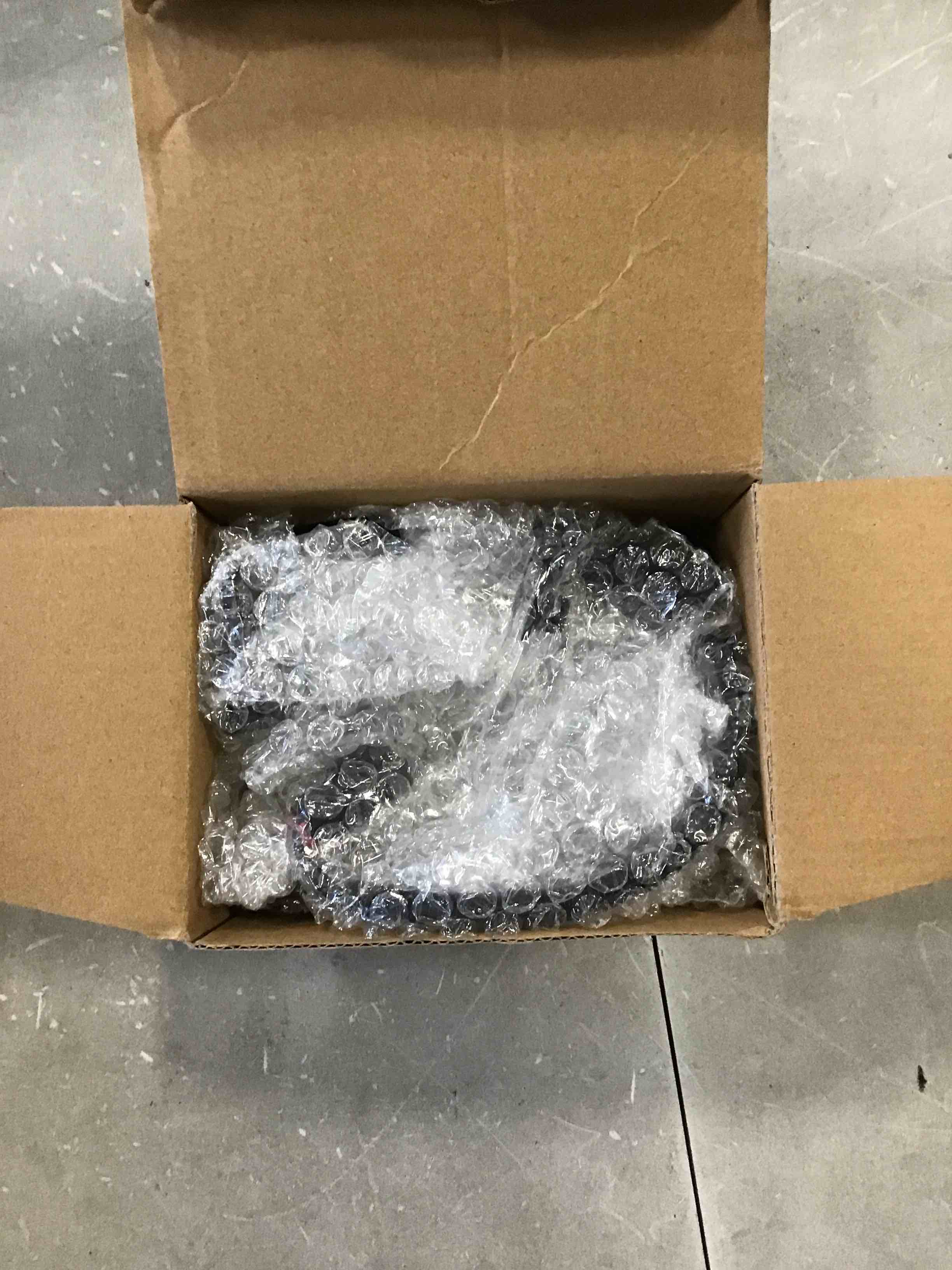 https://s3.amazonaws.com/lotting-images-prod/bidfta/ORG6415457_1719322714538.jpeg