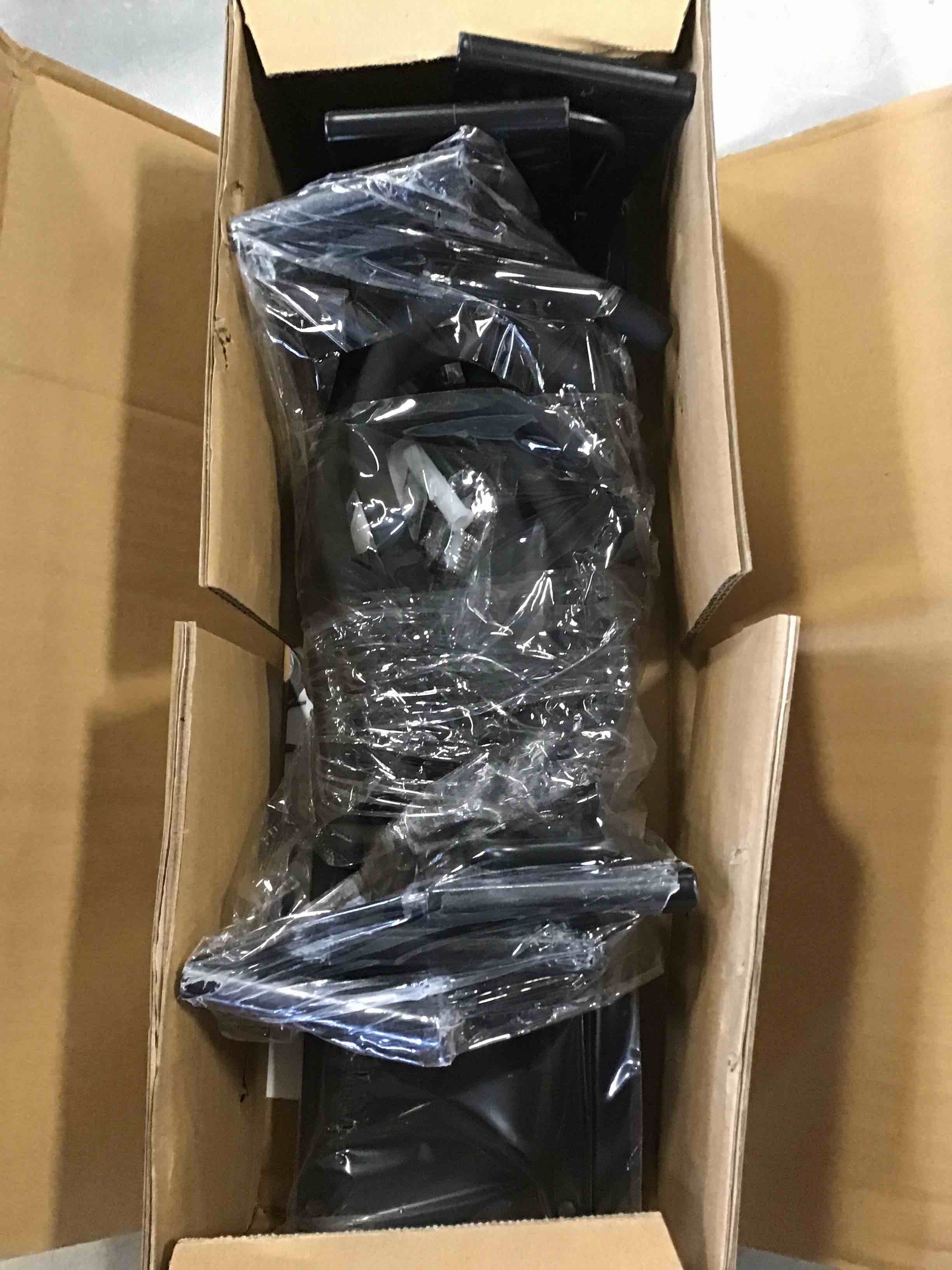 https://s3.amazonaws.com/lotting-images-prod/bidfta/ORG6415459_1719322831919.jpeg