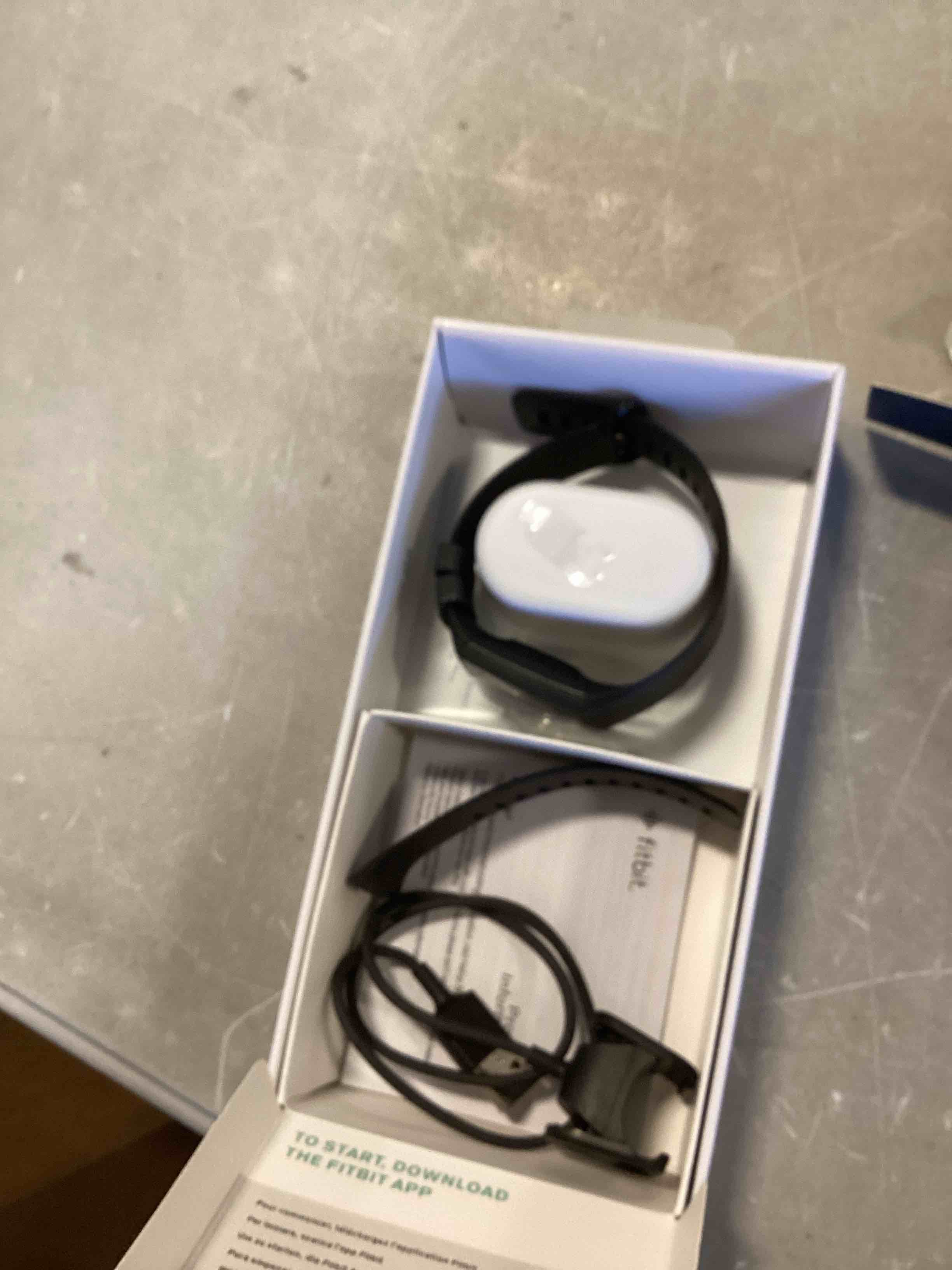 https://s3.amazonaws.com/lotting-images-prod/bidfta/ORG6417901_1717764890351.jpeg