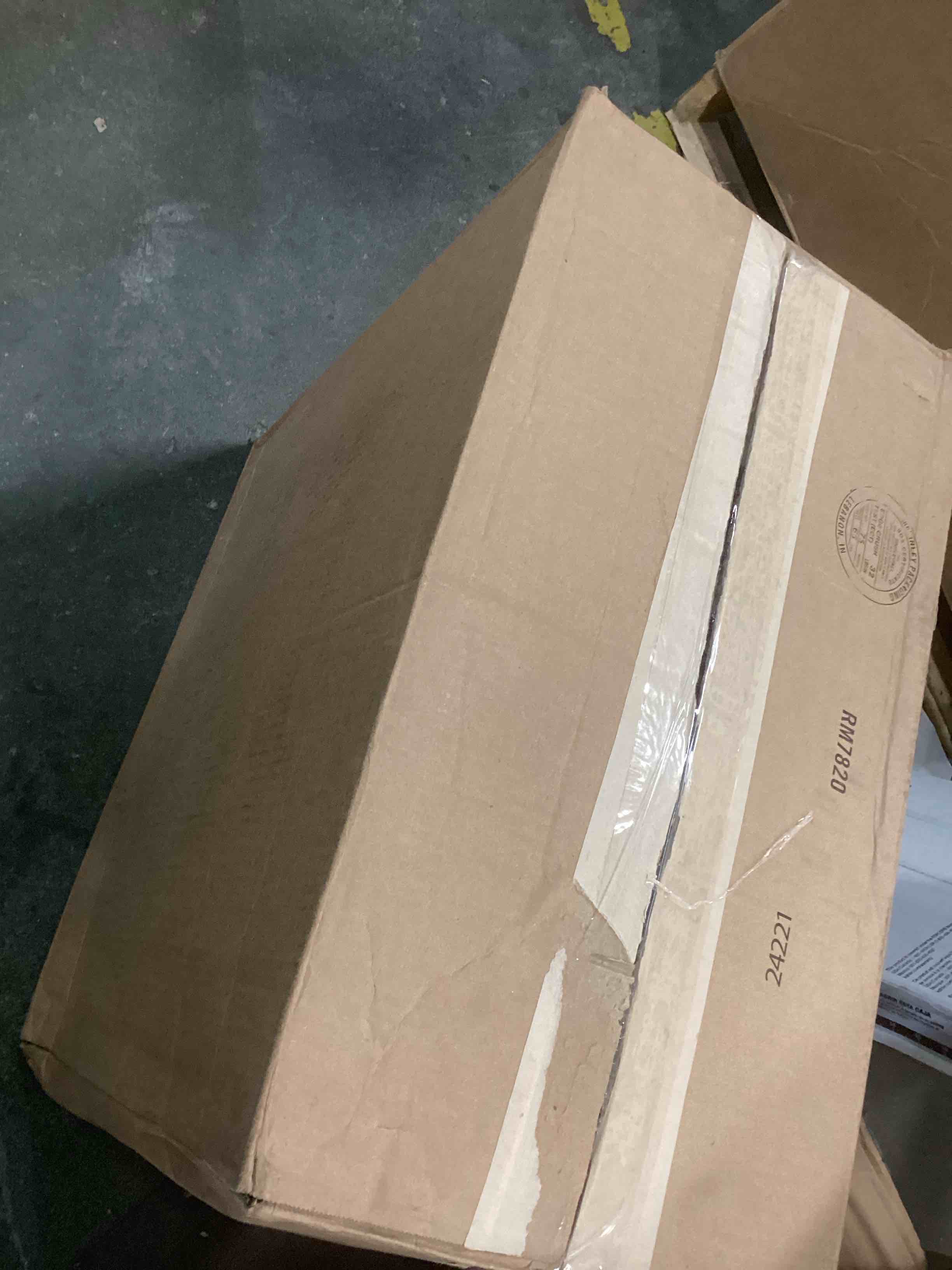 https://s3.amazonaws.com/lotting-images-prod/bidfta/ORG6419560_1718111125948.jpeg