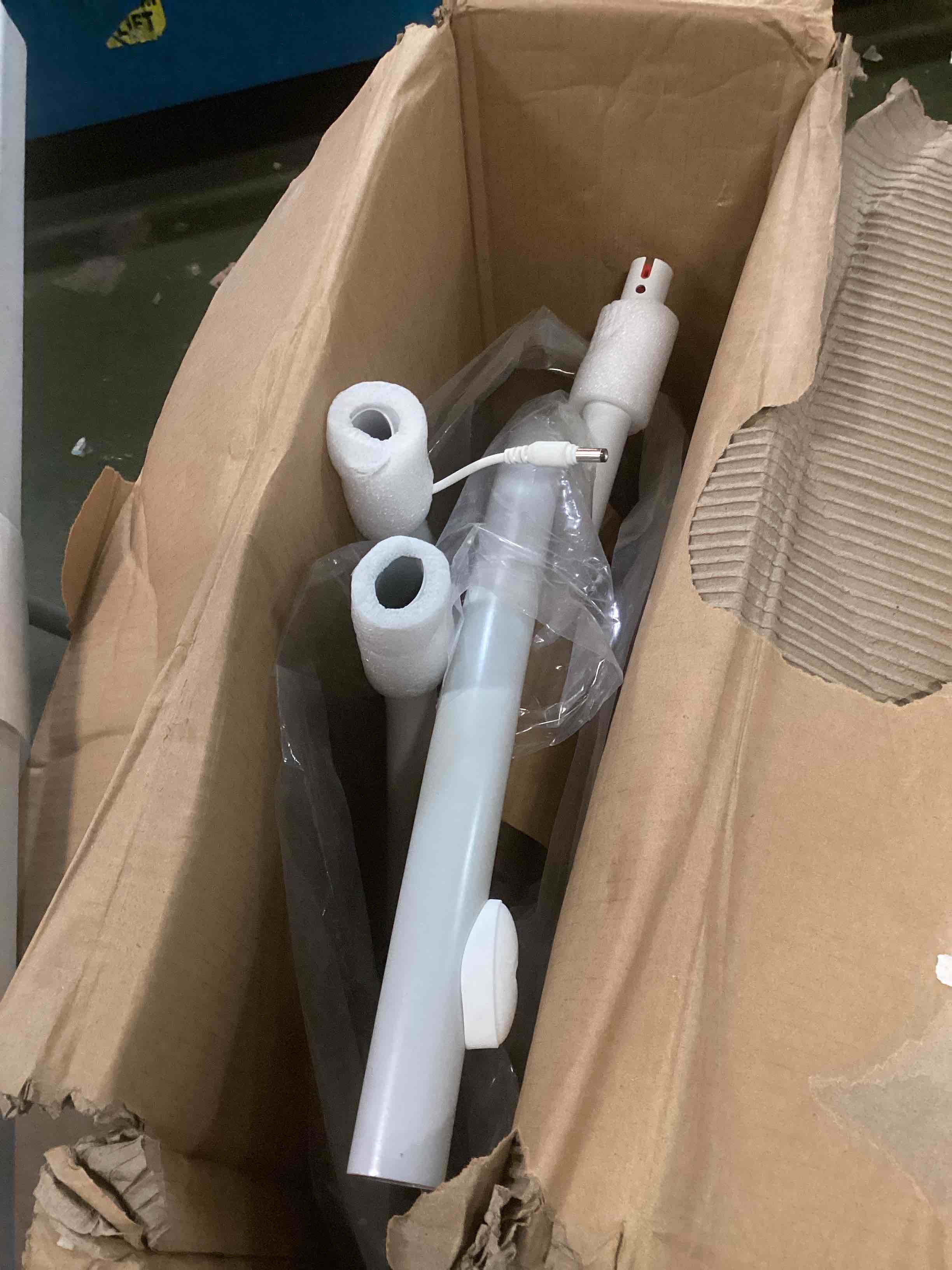 https://s3.amazonaws.com/lotting-images-prod/bidfta/ORG6419690_1718131731930.jpeg