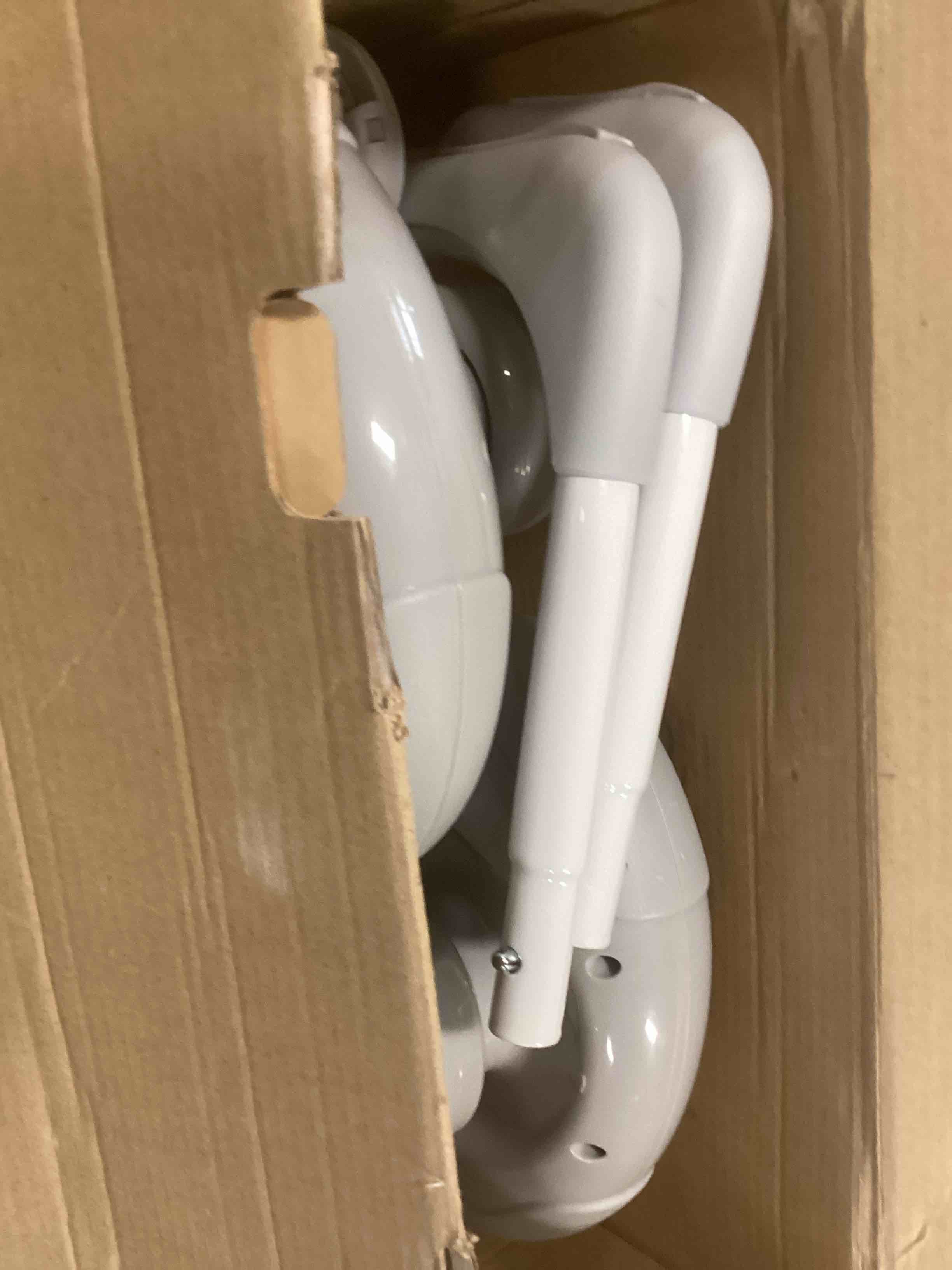 https://s3.amazonaws.com/lotting-images-prod/bidfta/ORG6419898_1718204663546.jpeg