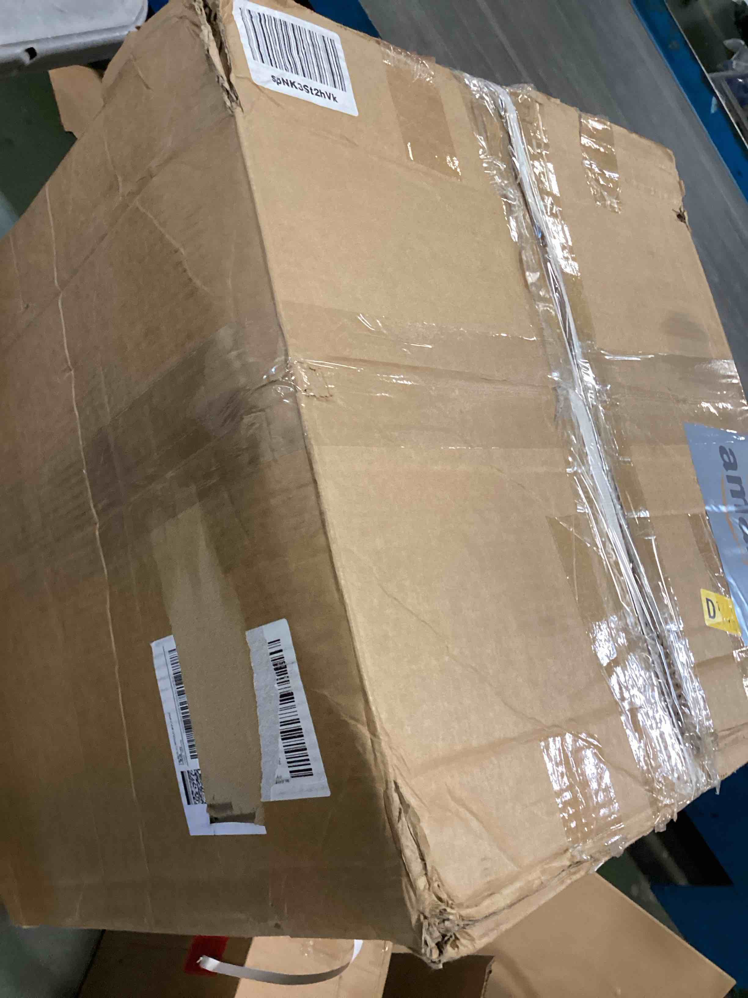 https://s3.amazonaws.com/lotting-images-prod/bidfta/ORG6420233_1718309464002.jpeg
