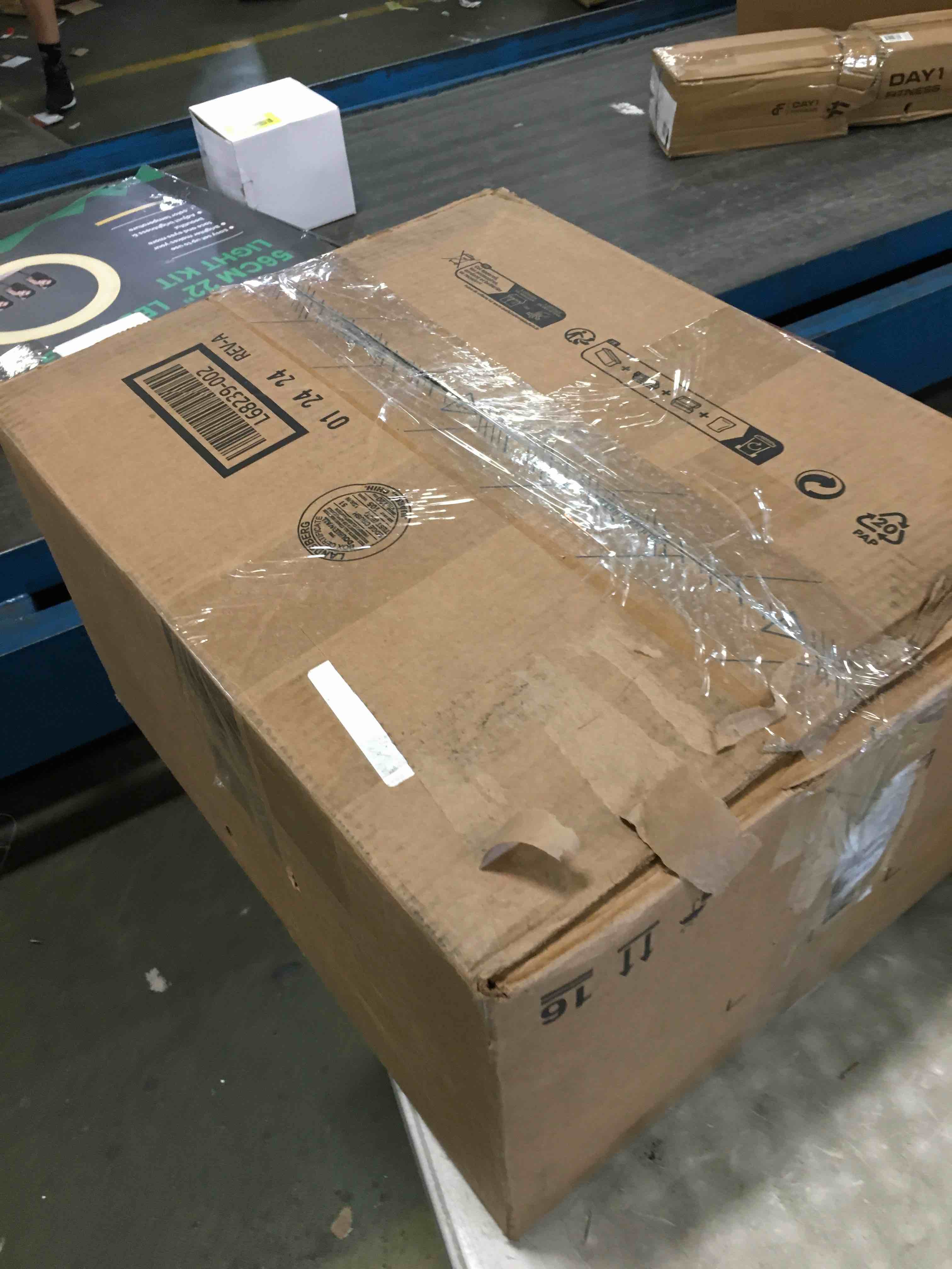 https://s3.amazonaws.com/lotting-images-prod/bidfta/ORG6421542_1718210138359.jpeg