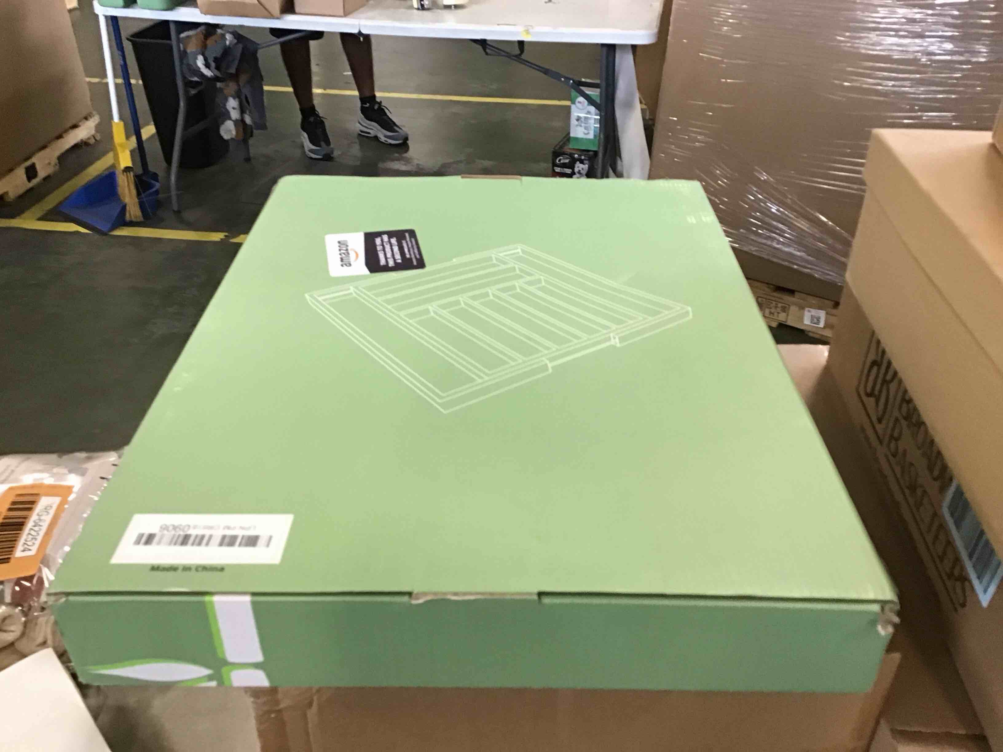 https://s3.amazonaws.com/lotting-images-prod/bidfta/ORG6422695_1718377071162.jpeg