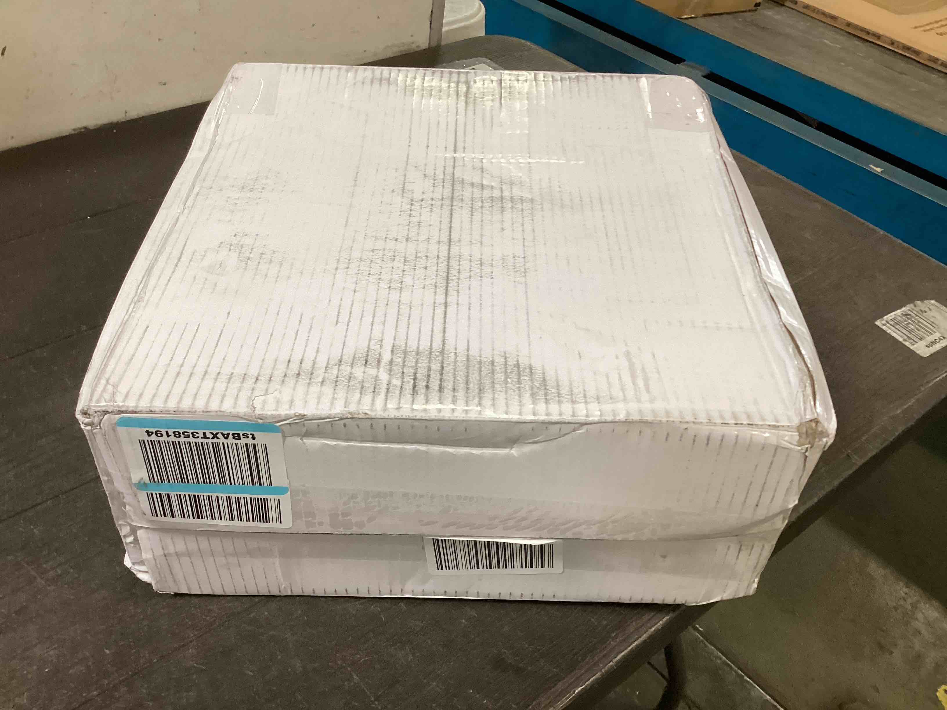 https://s3.amazonaws.com/lotting-images-prod/bidfta/ORG6423474_1717773945993.jpeg