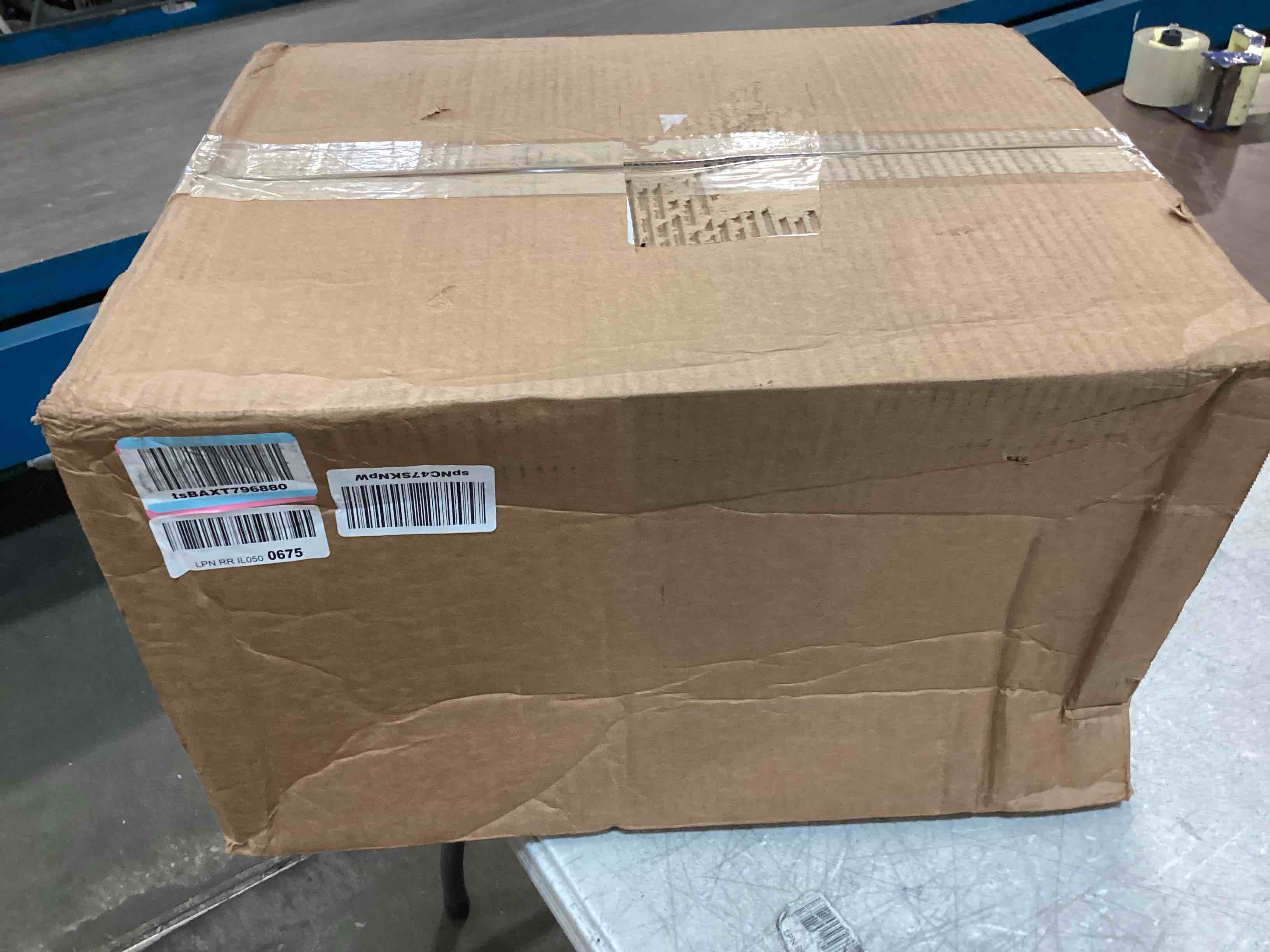 https://s3.amazonaws.com/lotting-images-prod/bidfta/ORG6424127_1718194204097.jpeg