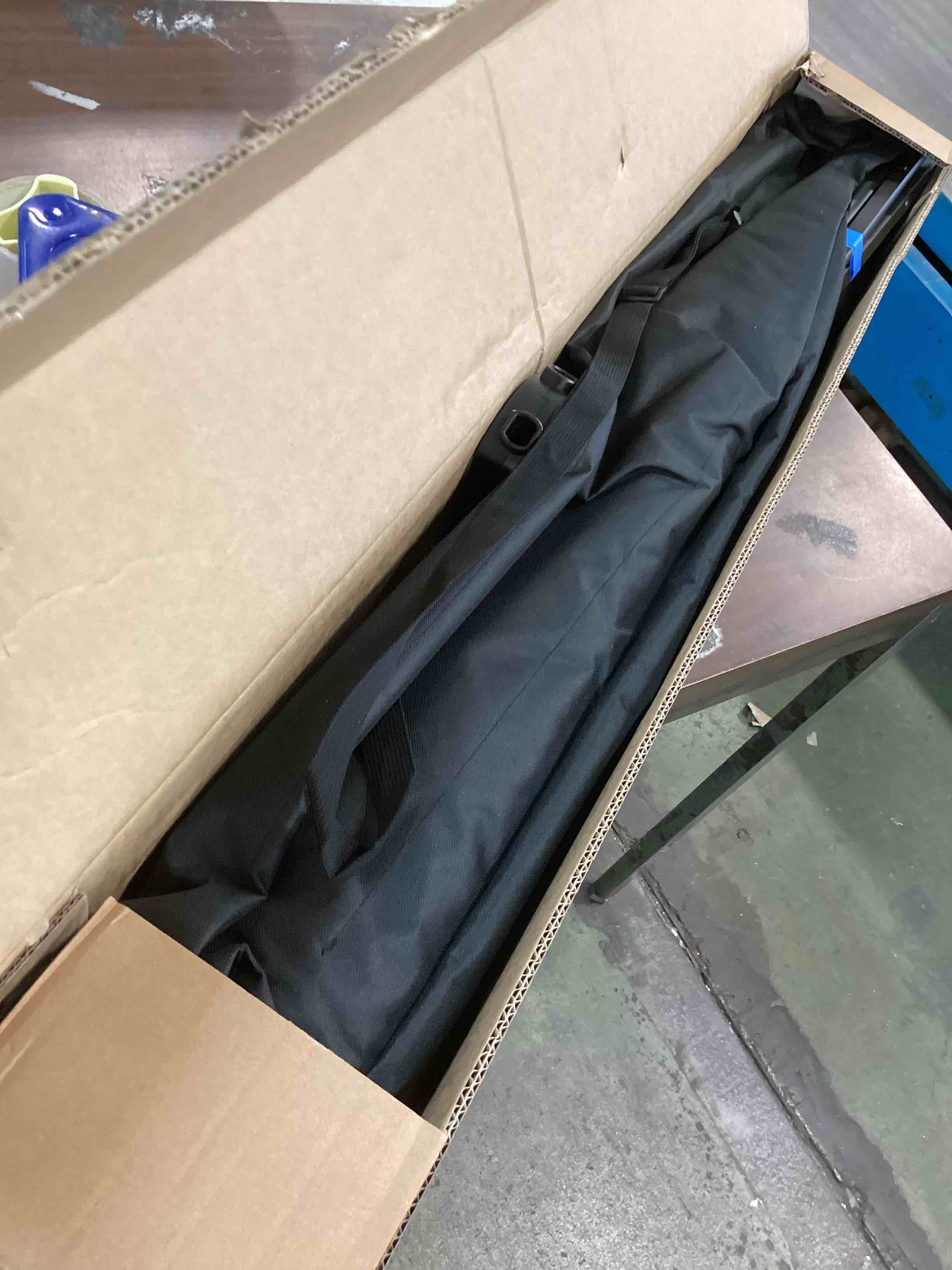 https://s3.amazonaws.com/lotting-images-prod/bidfta/ORG6424493_1718303124392.jpeg
