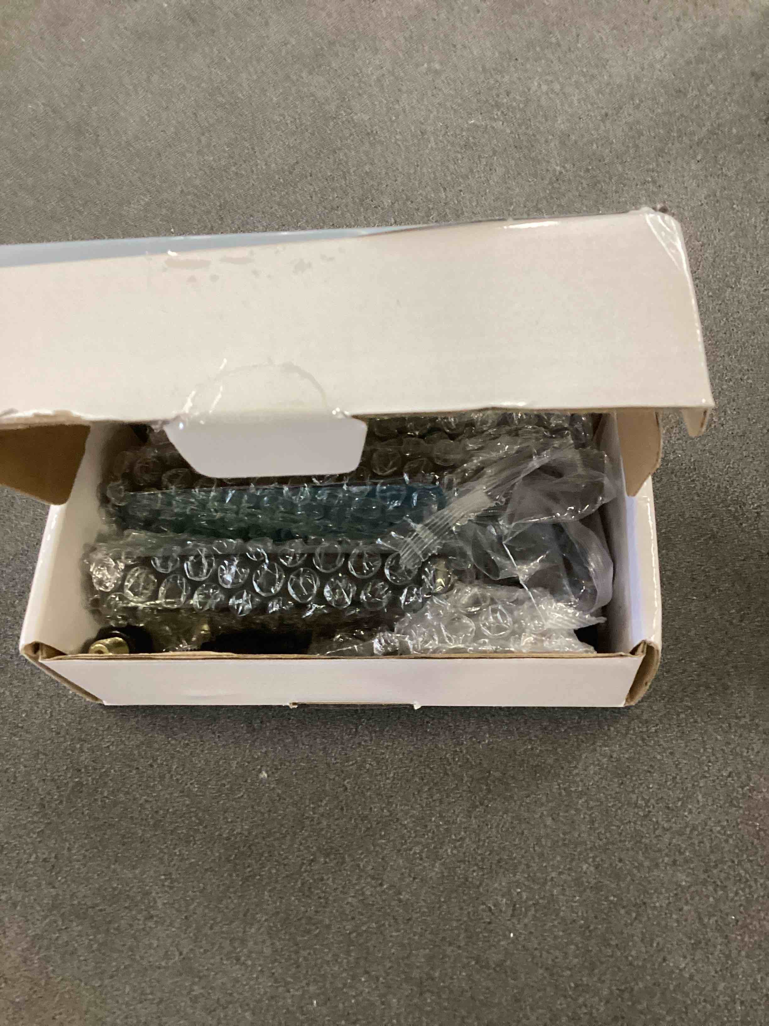https://s3.amazonaws.com/lotting-images-prod/bidfta/ORG6426611_1717593994847.jpeg