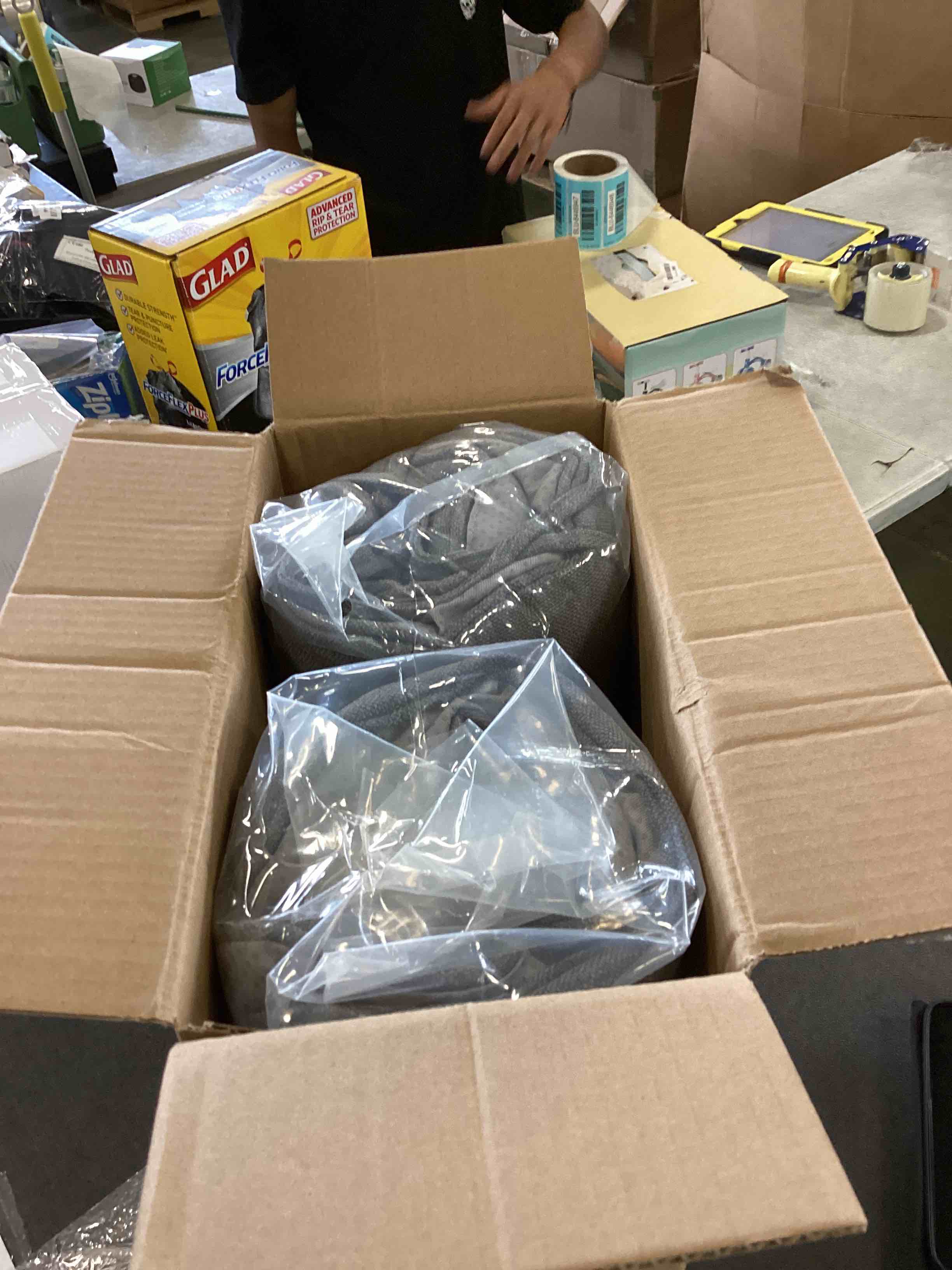 https://s3.amazonaws.com/lotting-images-prod/bidfta/ORG6426662_1717598263047.jpeg
