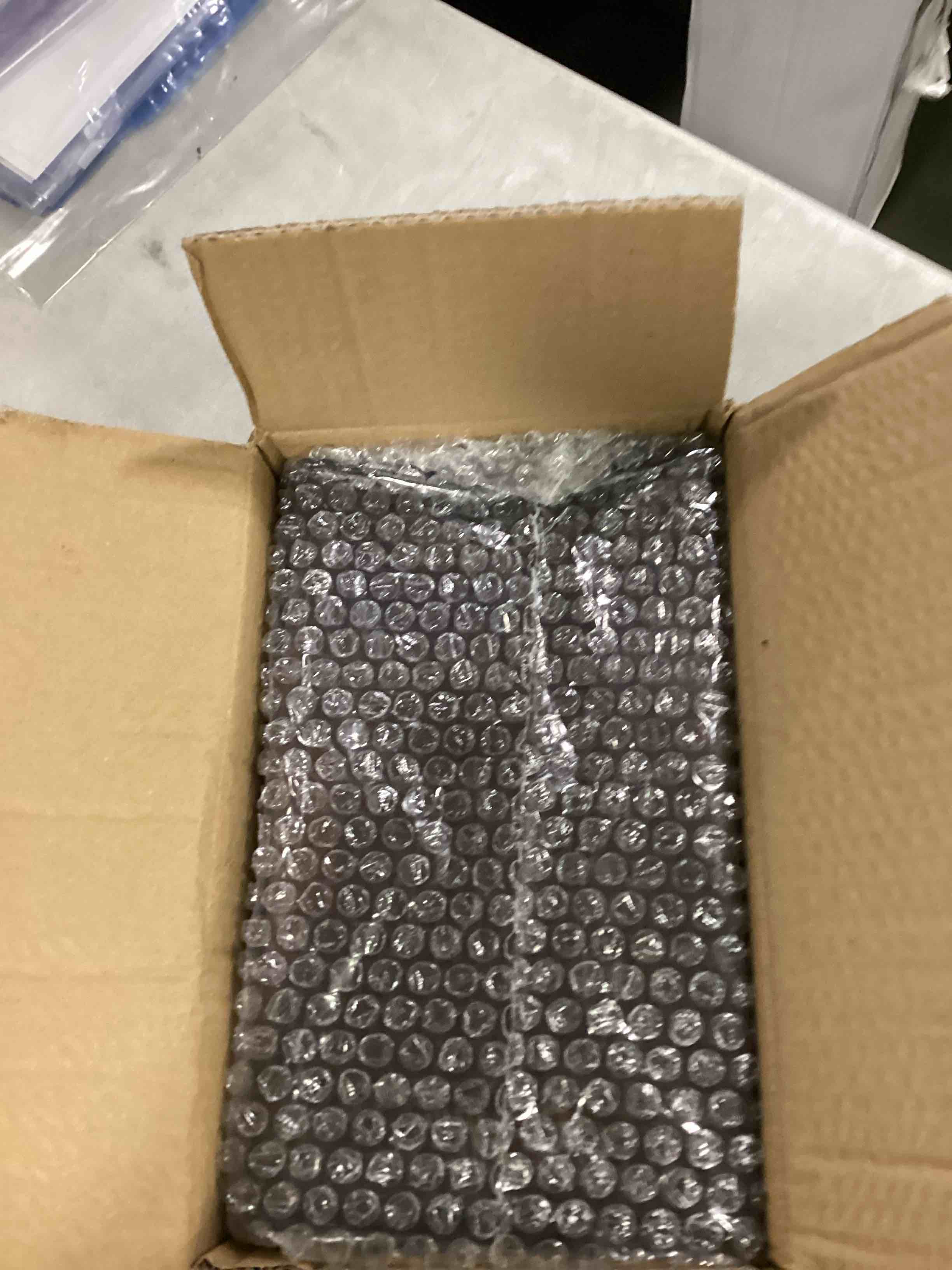 https://s3.amazonaws.com/lotting-images-prod/bidfta/ORG6427660_1718362937105.jpeg