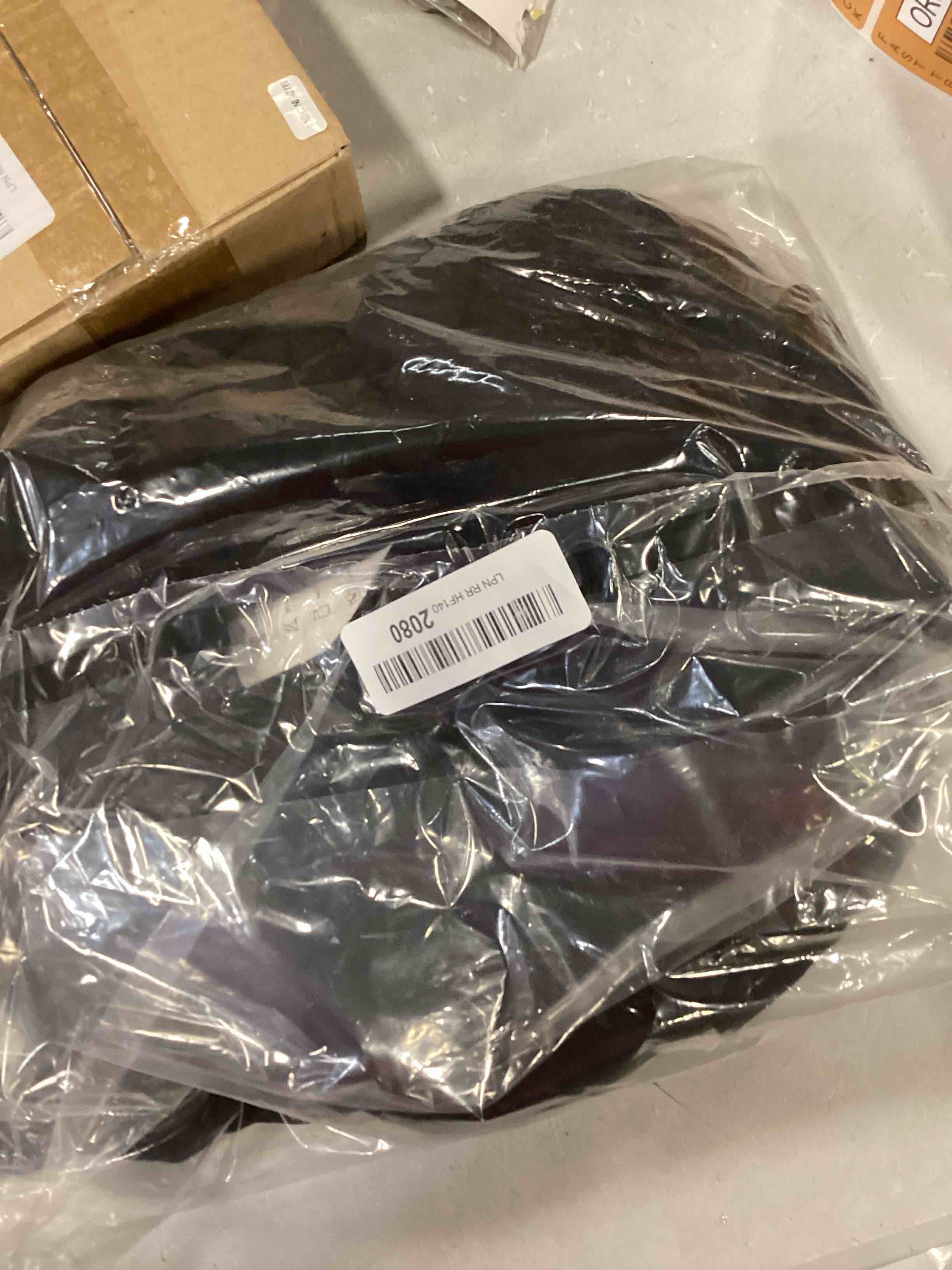 https://s3.amazonaws.com/lotting-images-prod/bidfta/ORG6430077_1718375875833.jpeg
