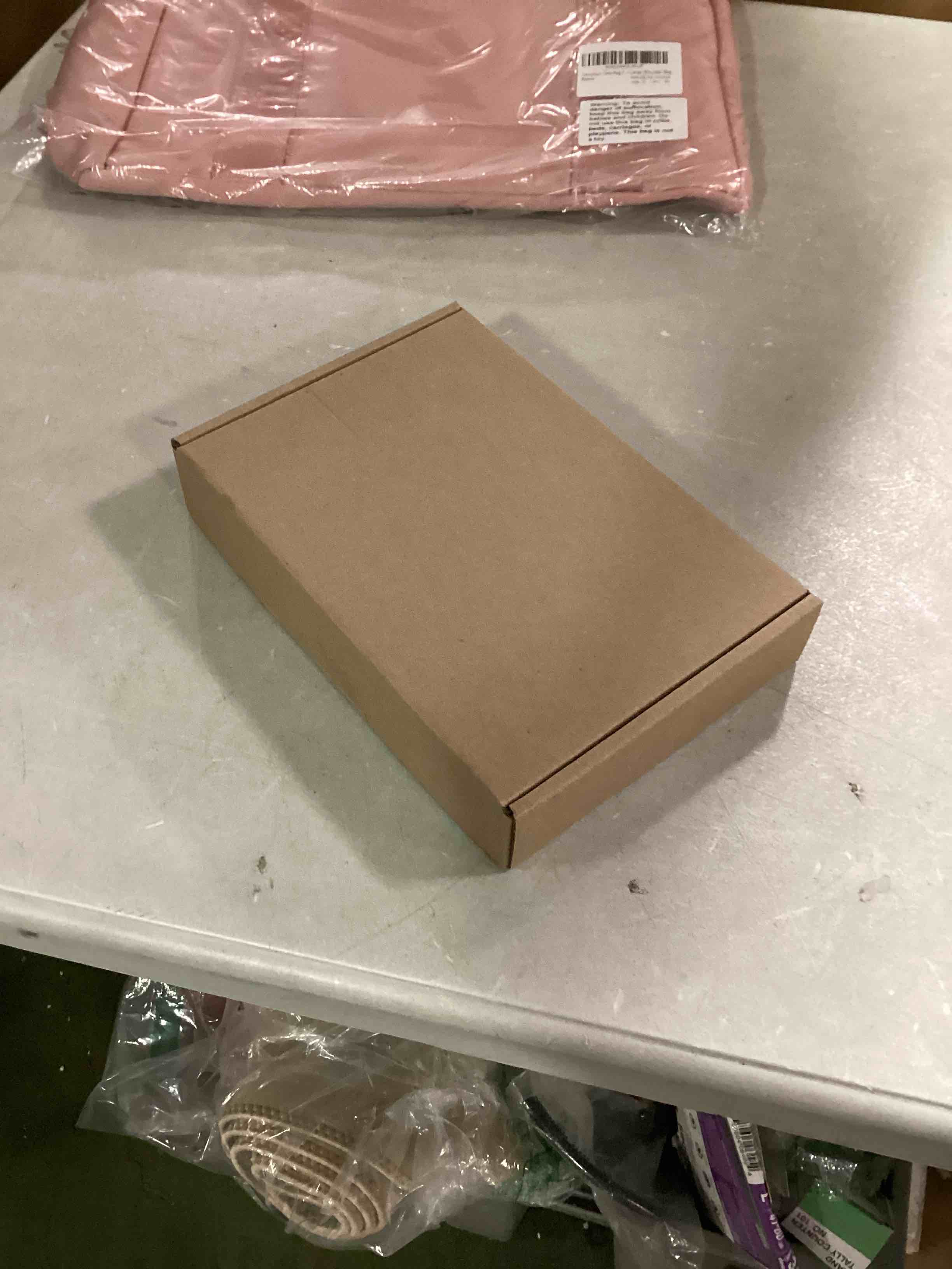 https://s3.amazonaws.com/lotting-images-prod/bidfta/ORG6431150_1718303640641.jpeg