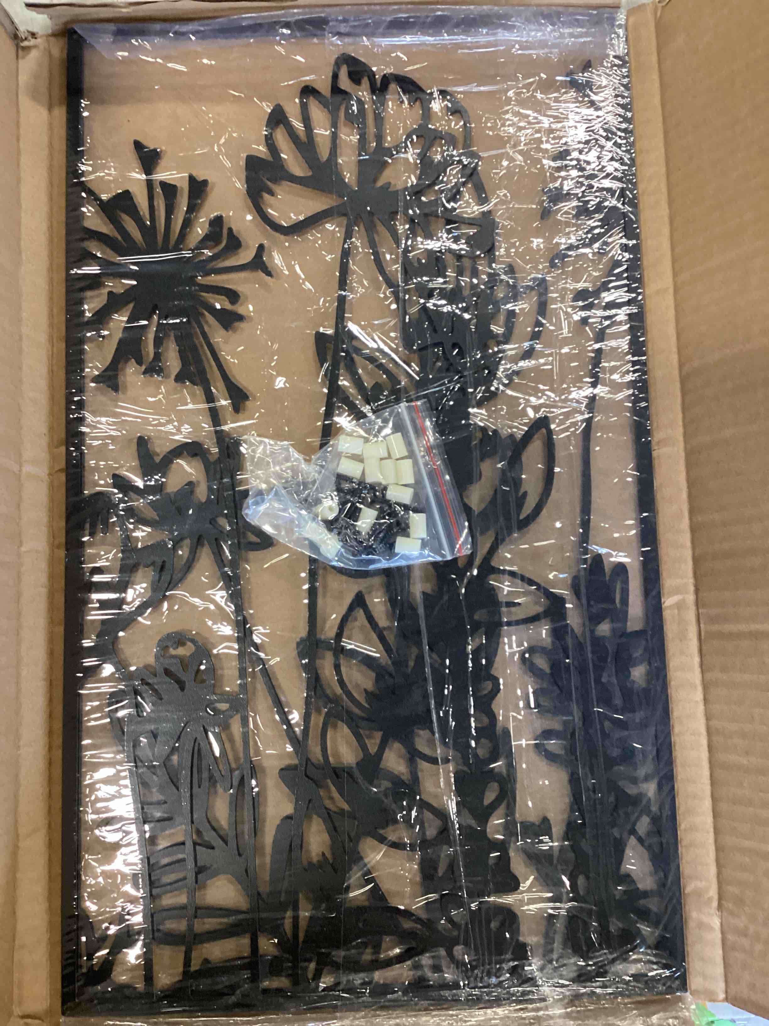 https://s3.amazonaws.com/lotting-images-prod/bidfta/ORG6434063_1718131764363.jpeg