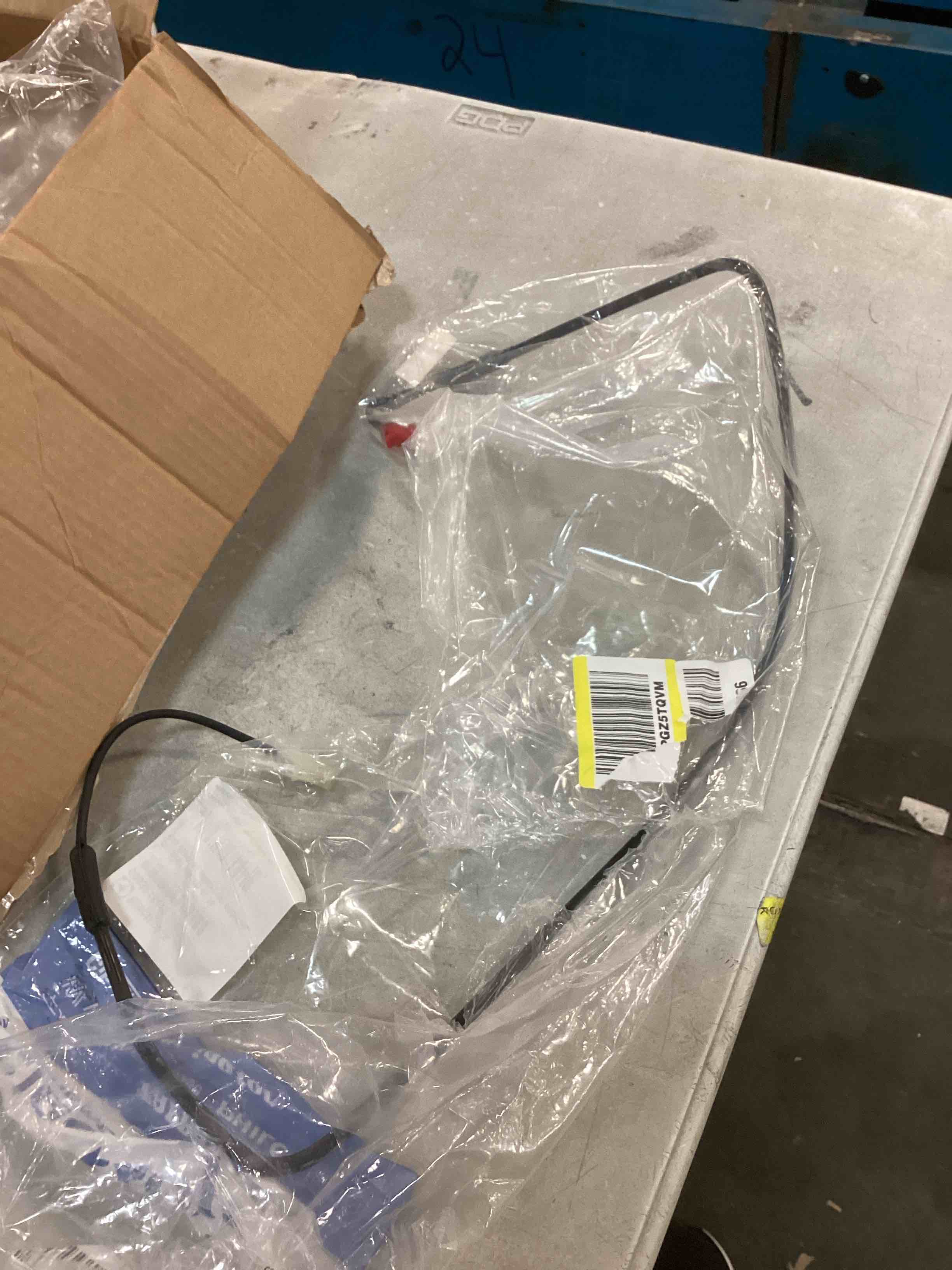 https://s3.amazonaws.com/lotting-images-prod/bidfta/ORG6435459_1718106218174.jpeg