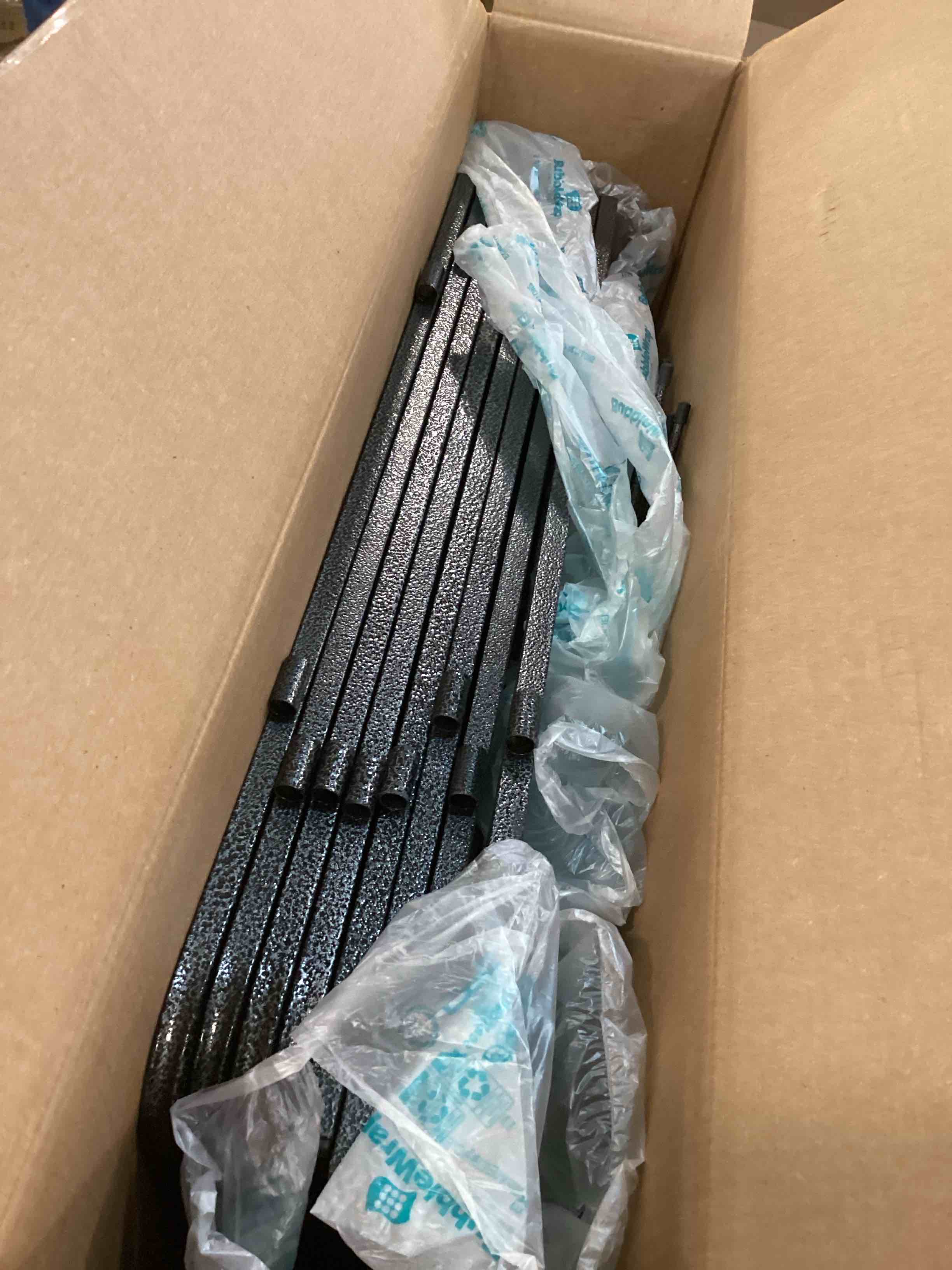 https://s3.amazonaws.com/lotting-images-prod/bidfta/ORG6435558_1718117730927.jpeg
