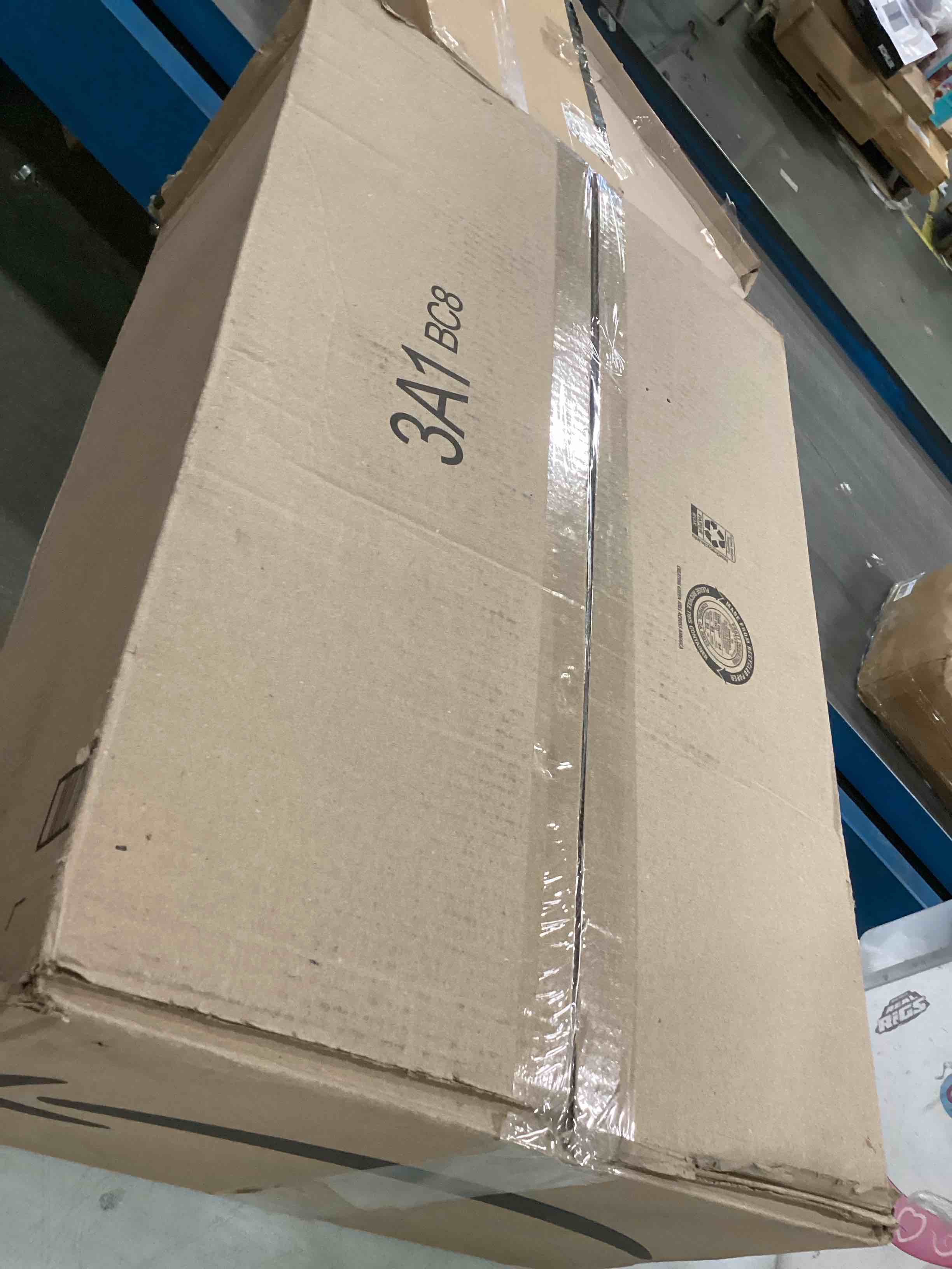 https://s3.amazonaws.com/lotting-images-prod/bidfta/ORG6436182_1718363314912.jpeg