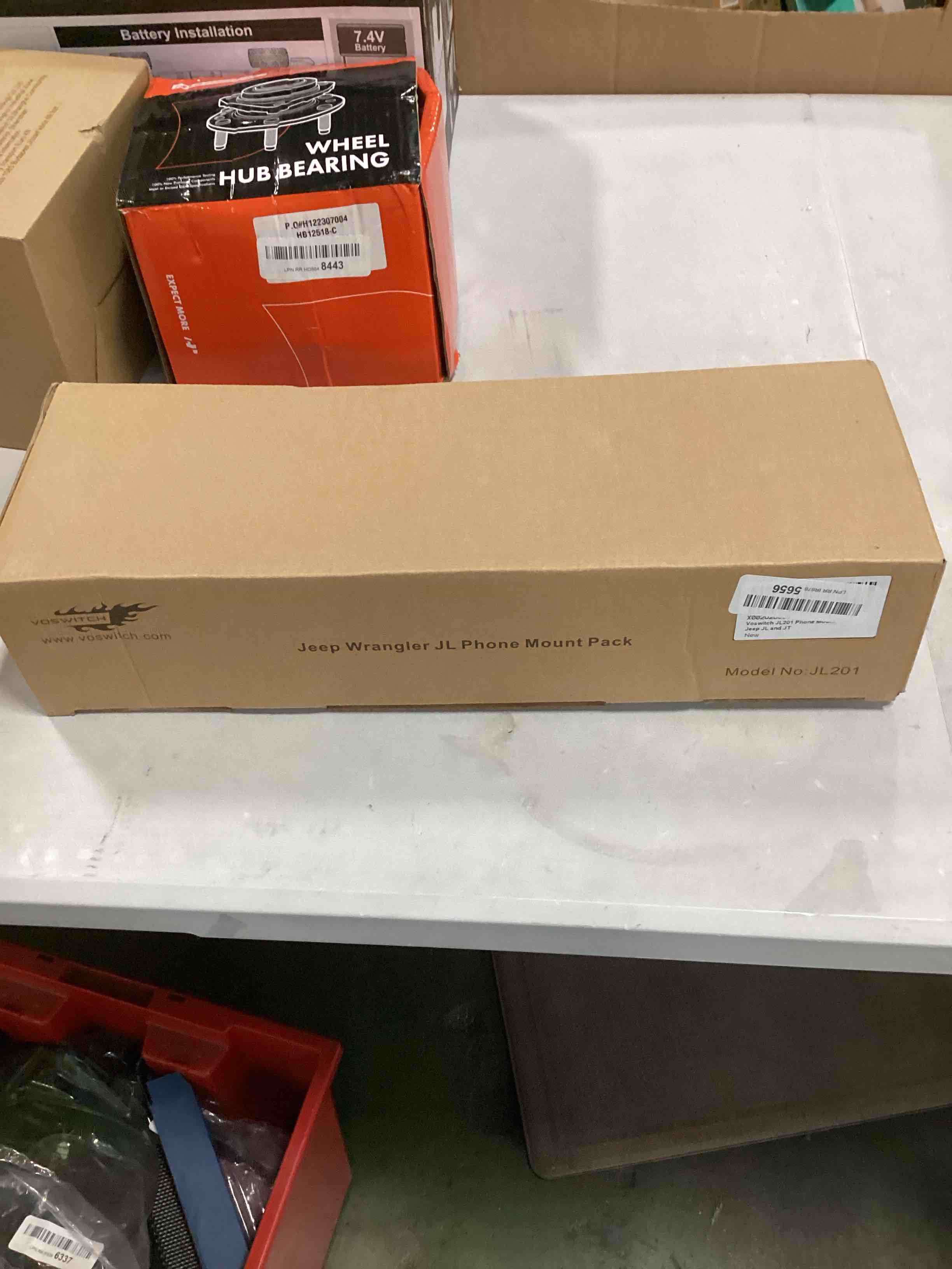 https://s3.amazonaws.com/lotting-images-prod/bidfta/ORG6438122_1718713663394.jpeg