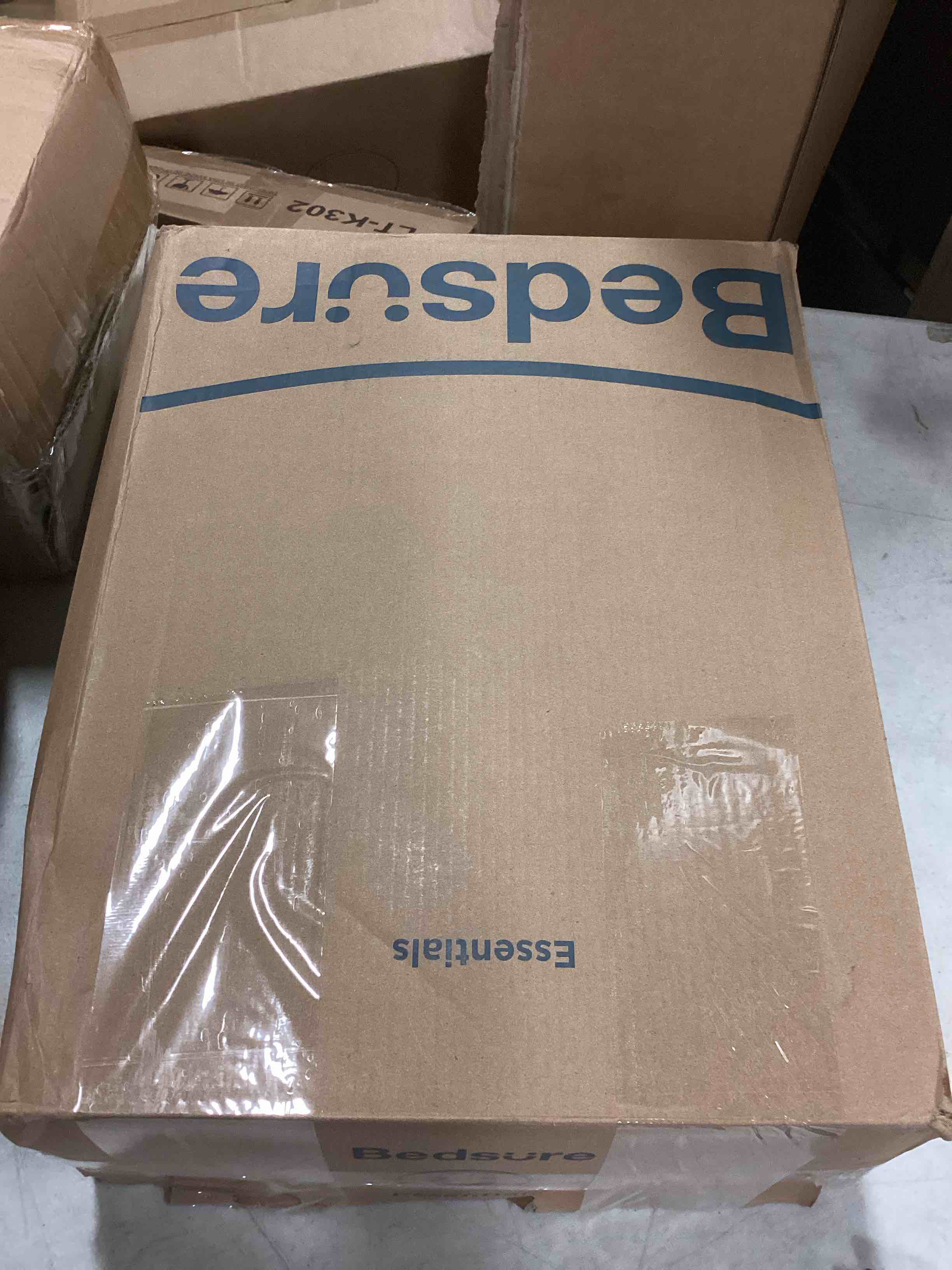 https://s3.amazonaws.com/lotting-images-prod/bidfta/ORG6438651_1718383018418.jpeg