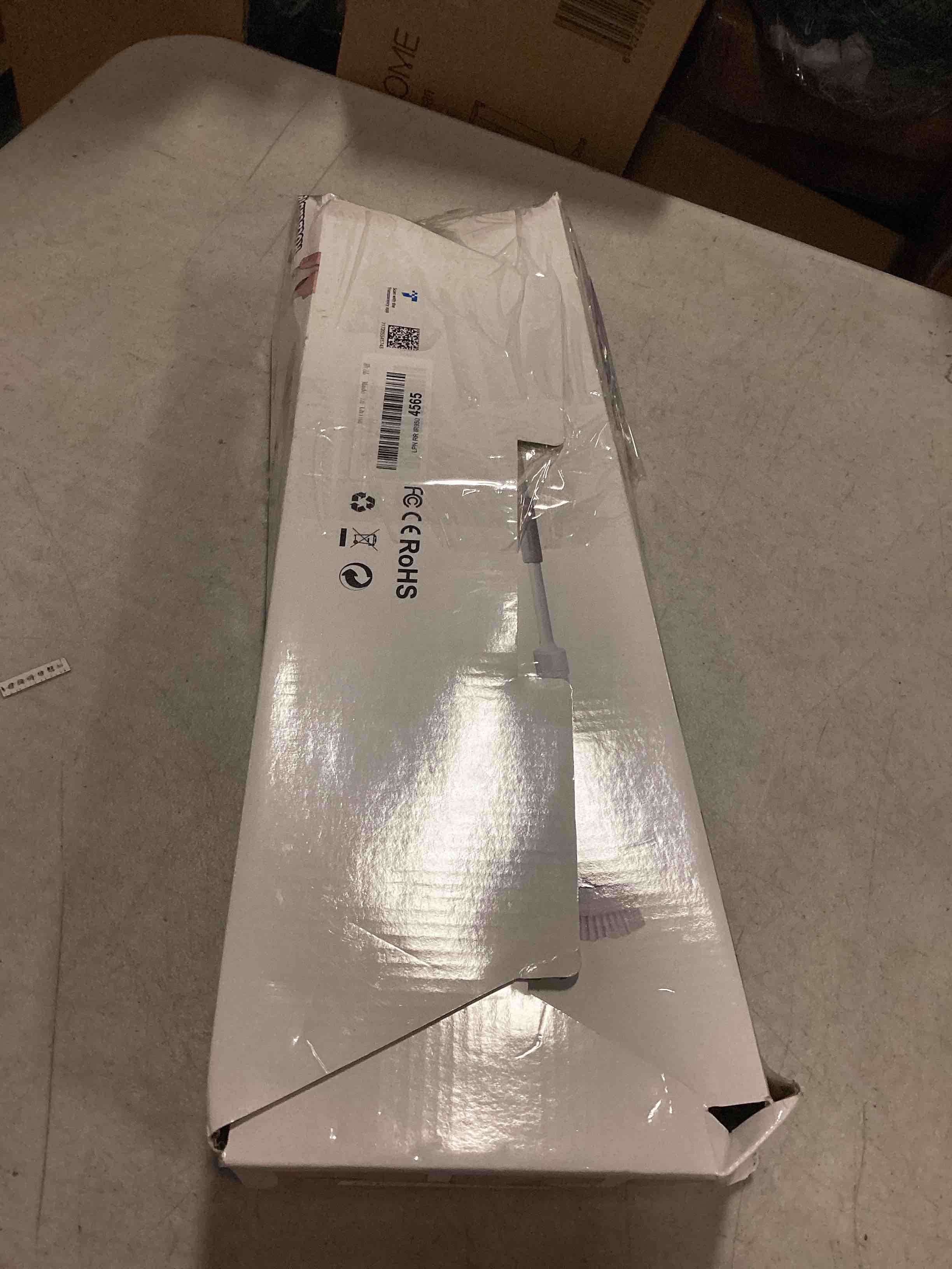 https://s3.amazonaws.com/lotting-images-prod/bidfta/ORG6438712_1718389577387.jpeg