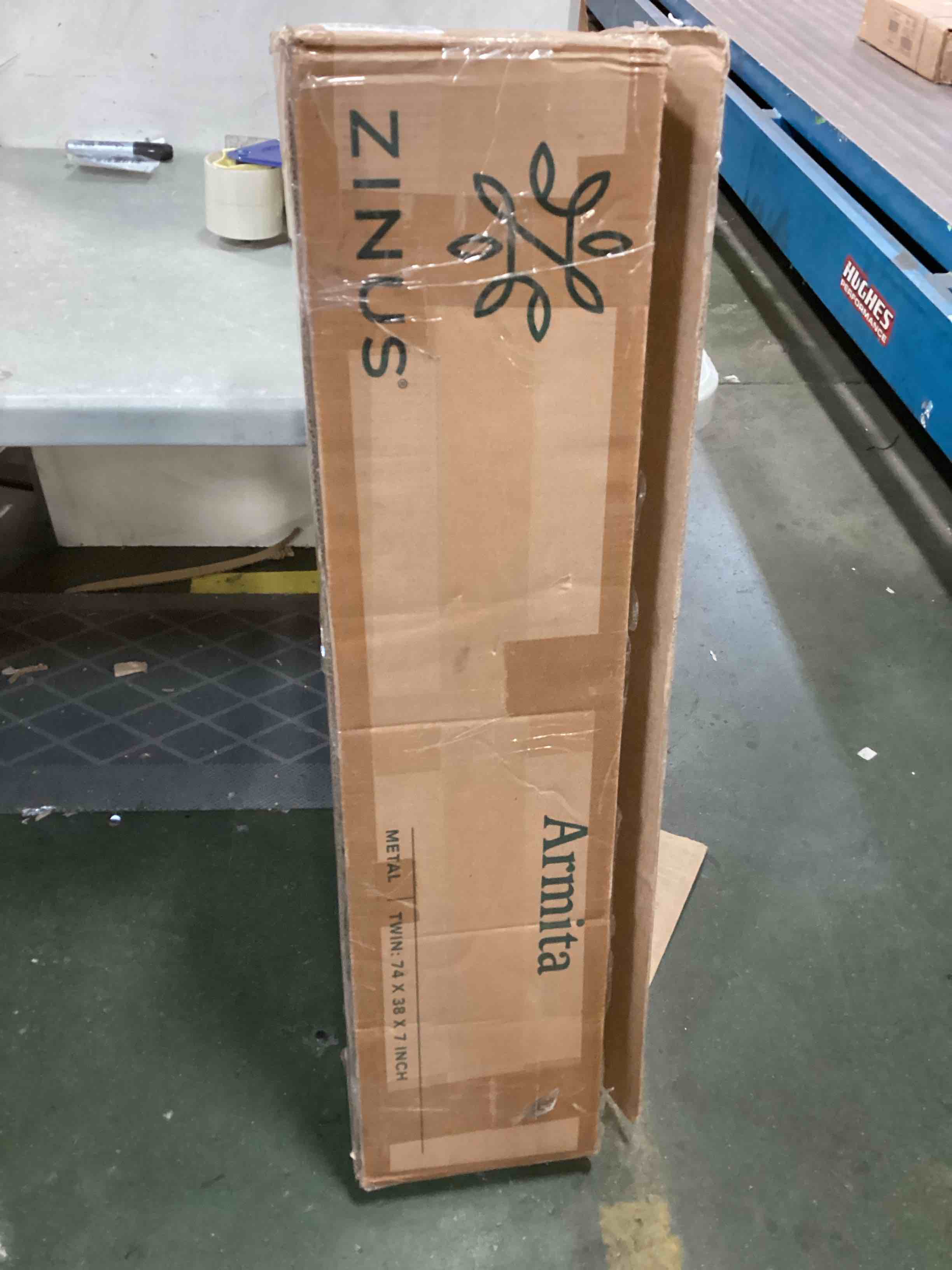 https://s3.amazonaws.com/lotting-images-prod/bidfta/ORG6452456_1719461363649.jpeg