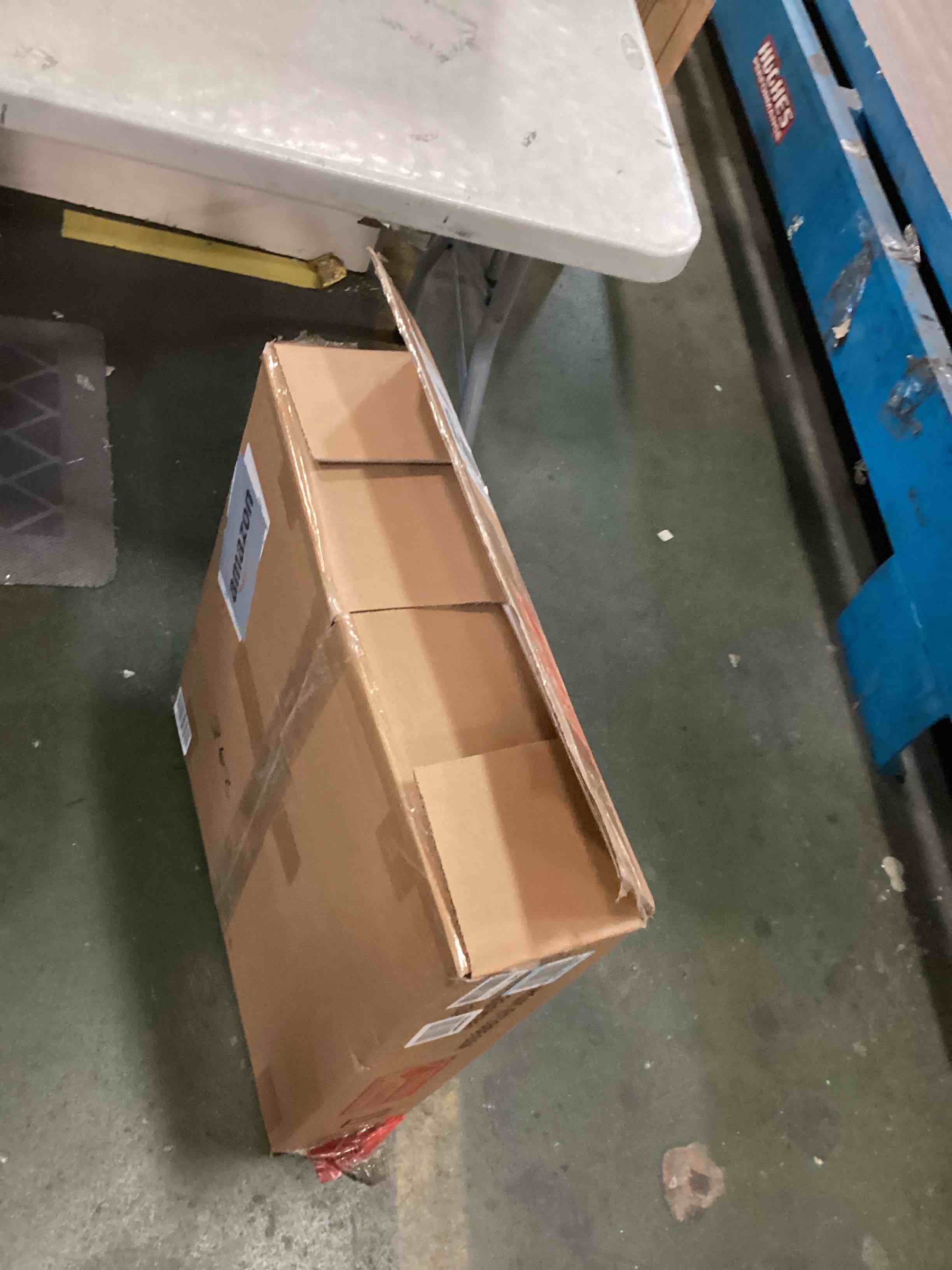 https://s3.amazonaws.com/lotting-images-prod/bidfta/ORG6452495_1719527072035.jpeg
