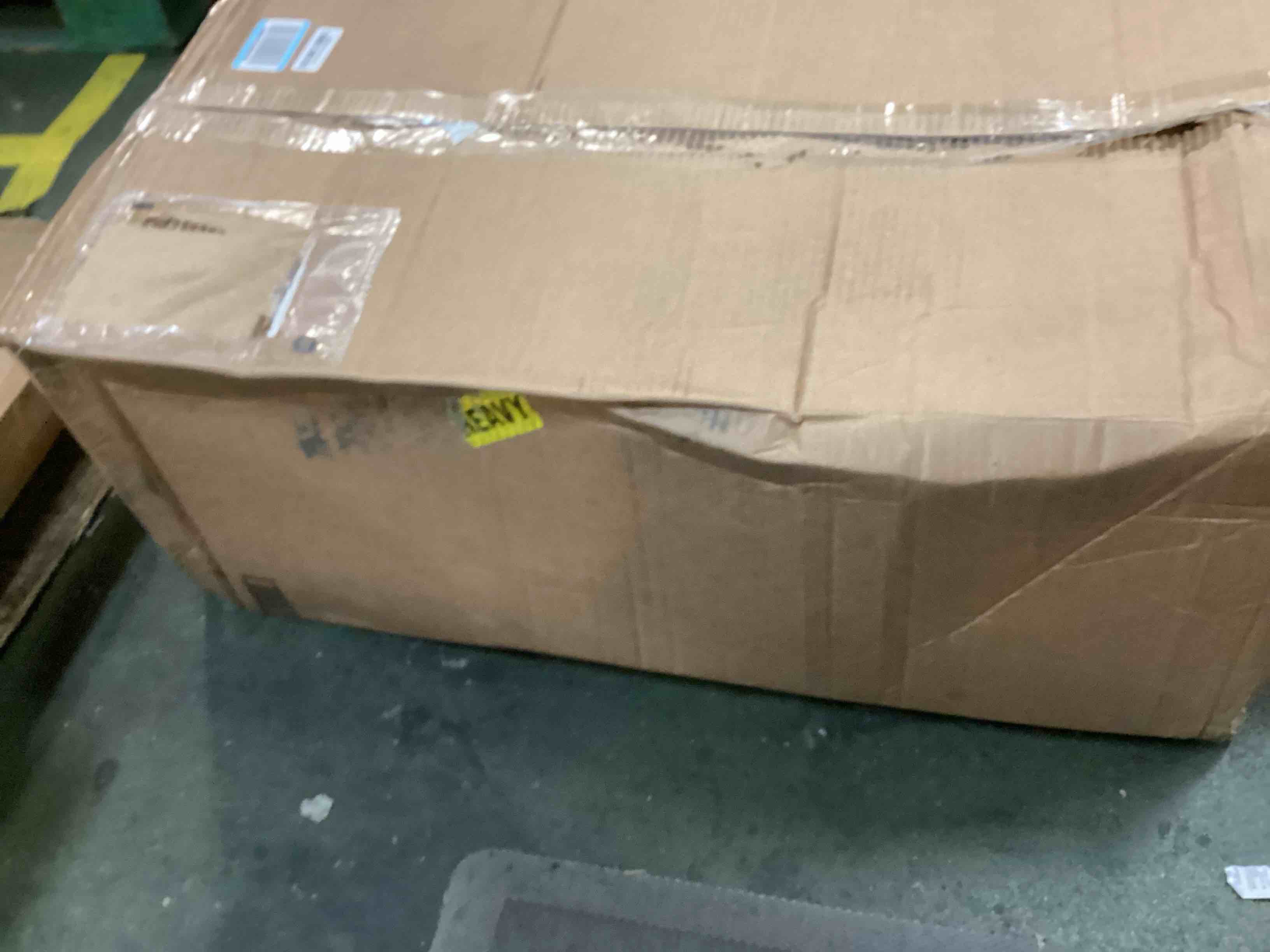 https://s3.amazonaws.com/lotting-images-prod/bidfta/ORG6452813_1719935464625.jpeg