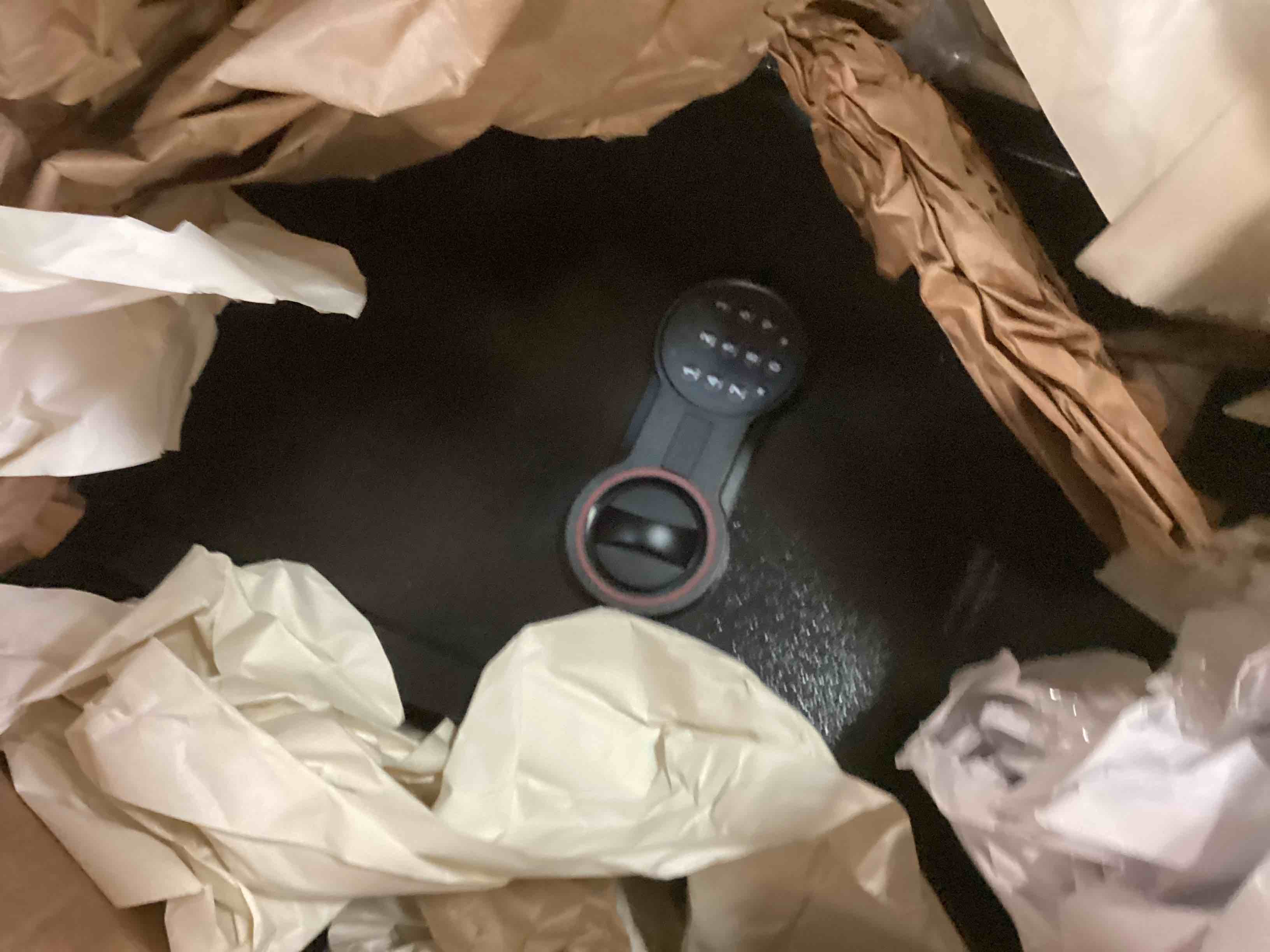 https://s3.amazonaws.com/lotting-images-prod/bidfta/ORG6452813_1719935494417.jpeg