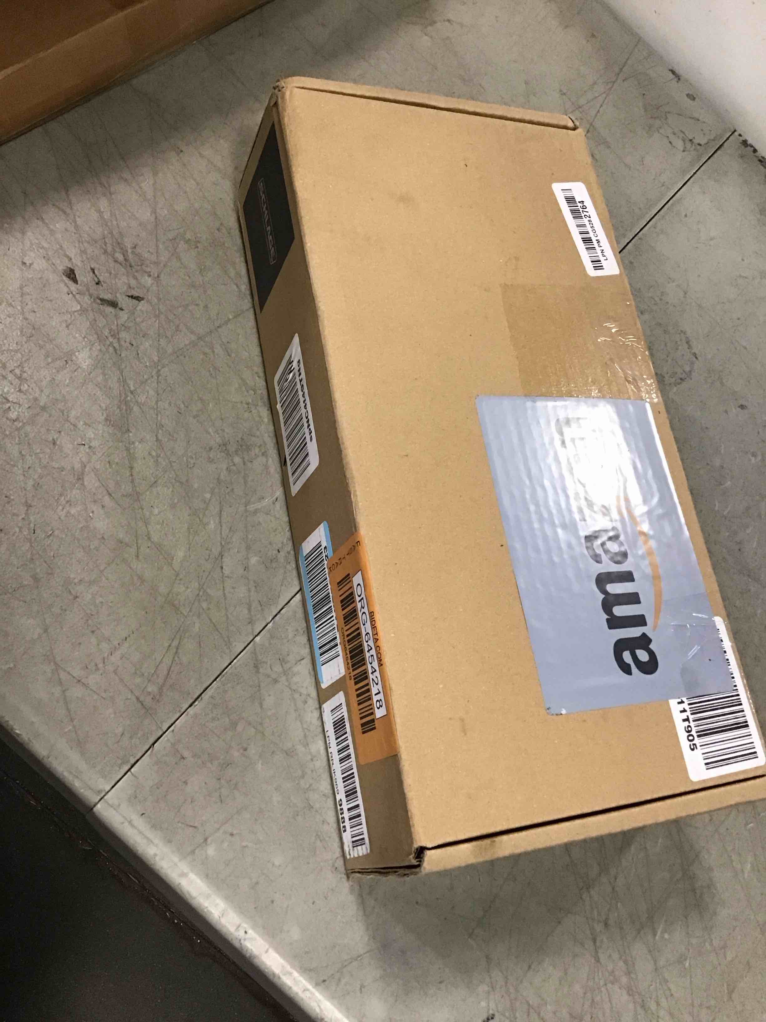 https://s3.amazonaws.com/lotting-images-prod/bidfta/ORG6454218_1719599759303.jpeg